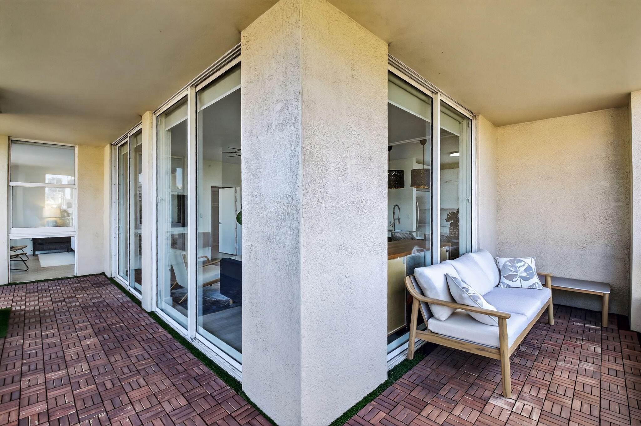 550 Okeechobee #502, West Palm Beach FL 33401