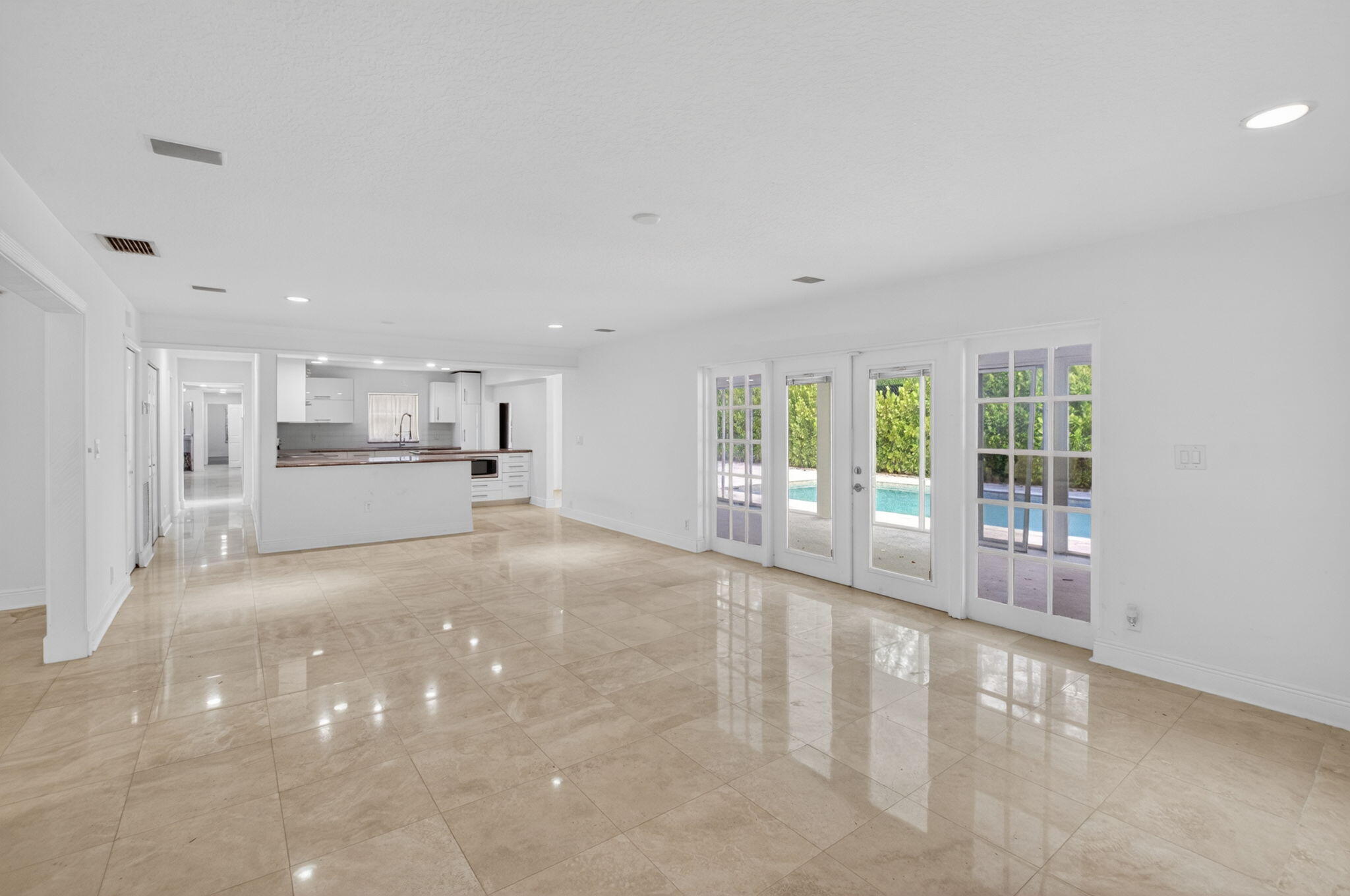 8044 Twin Lake, Boca Raton FL 33496