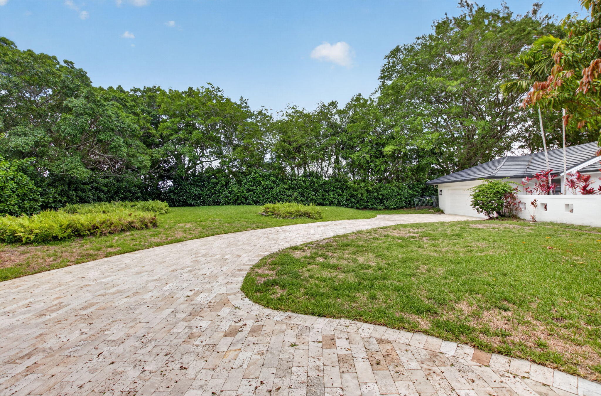 8044 Twin Lake, Boca Raton FL 33496