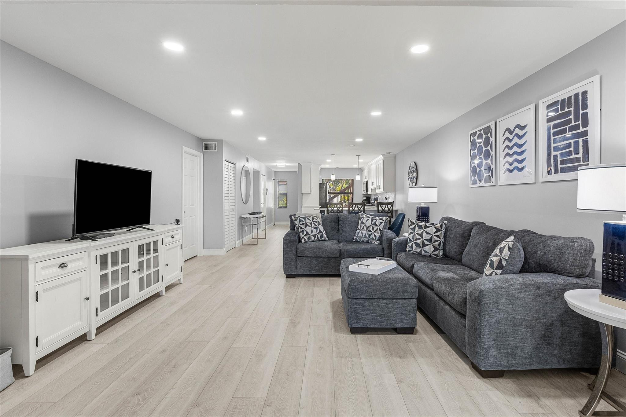 9286 Vista Del Lago, Boca Raton FL 33428
