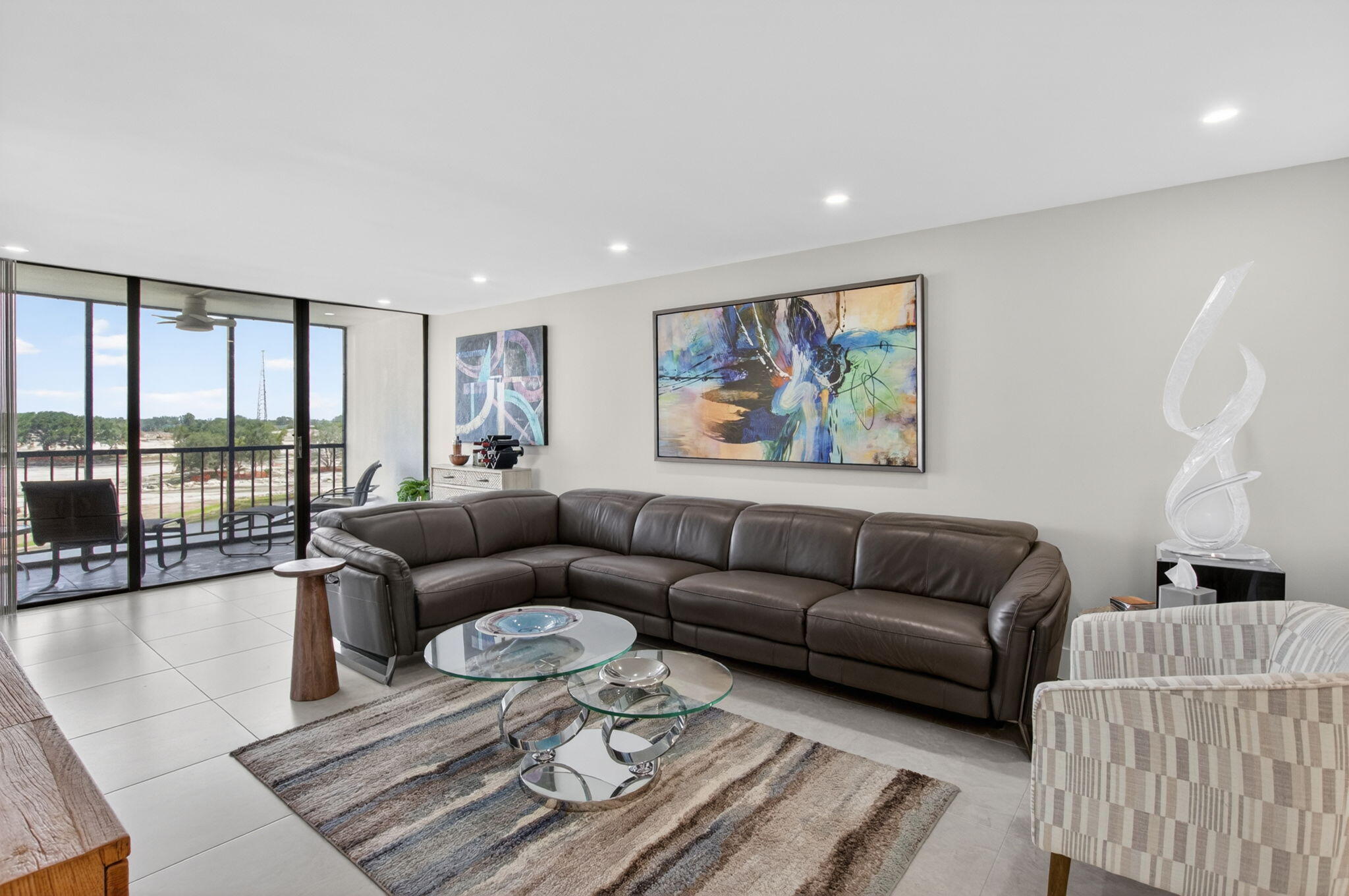 7768 Lakeside #551, Boca Raton FL 33434