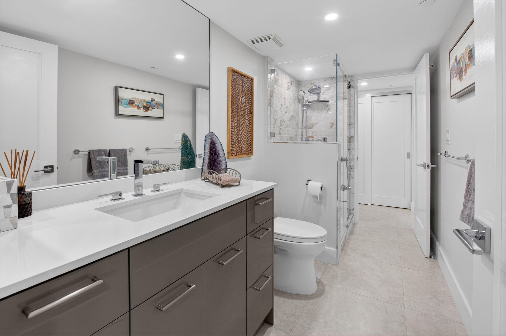 7768 Lakeside #551, Boca Raton FL 33434