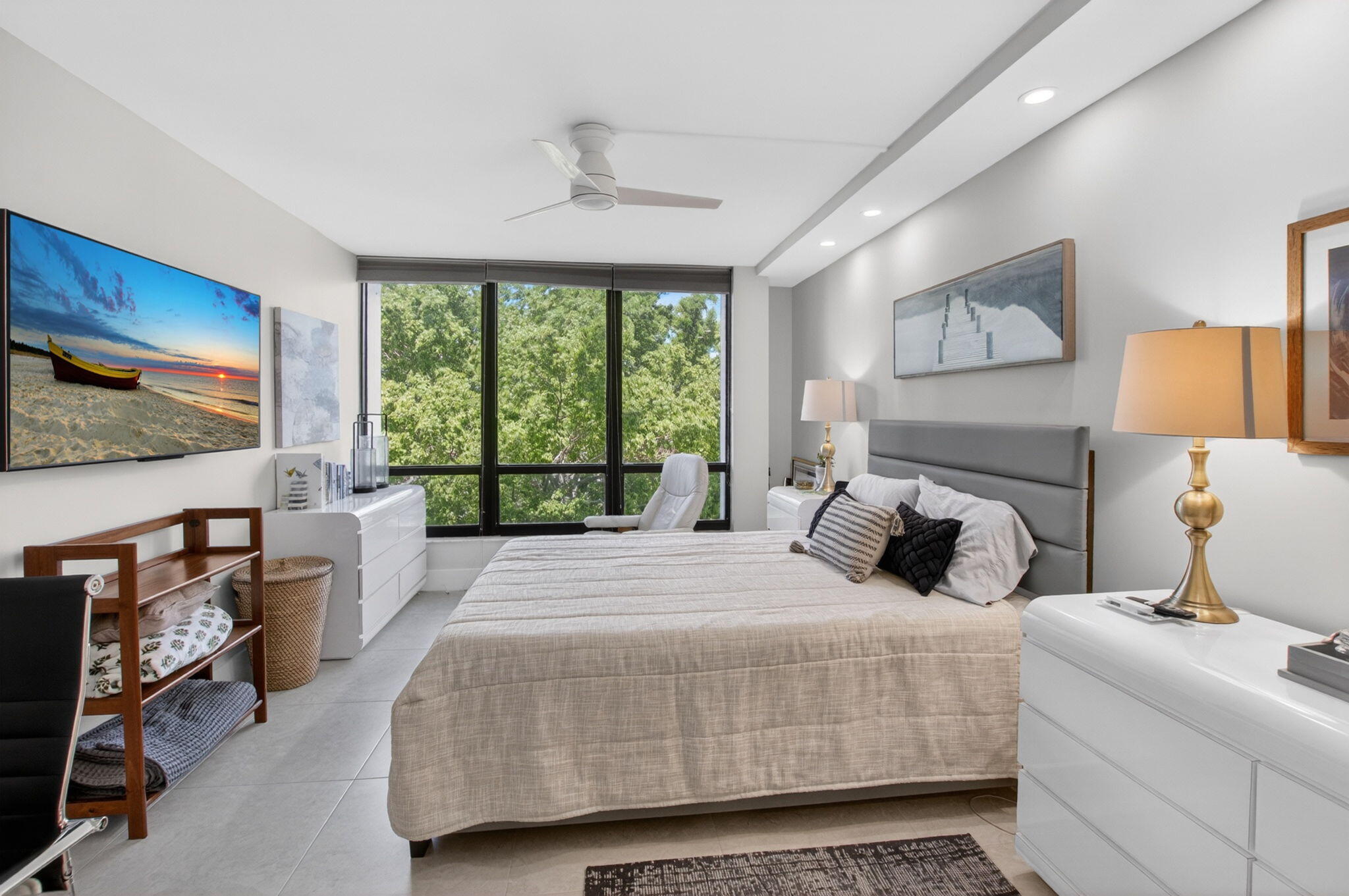 7768 Lakeside #551, Boca Raton FL 33434