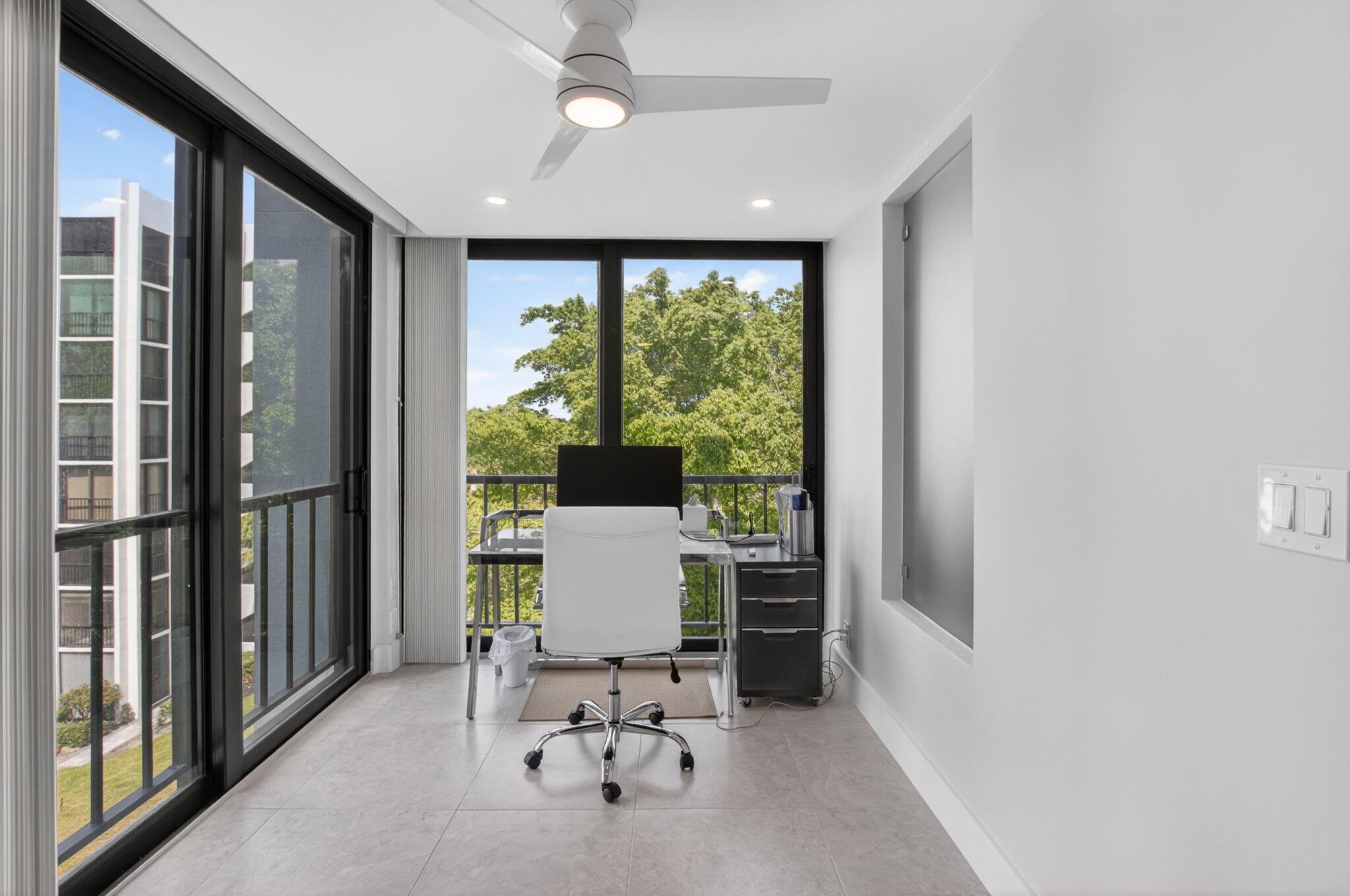 7768 Lakeside #551, Boca Raton FL 33434