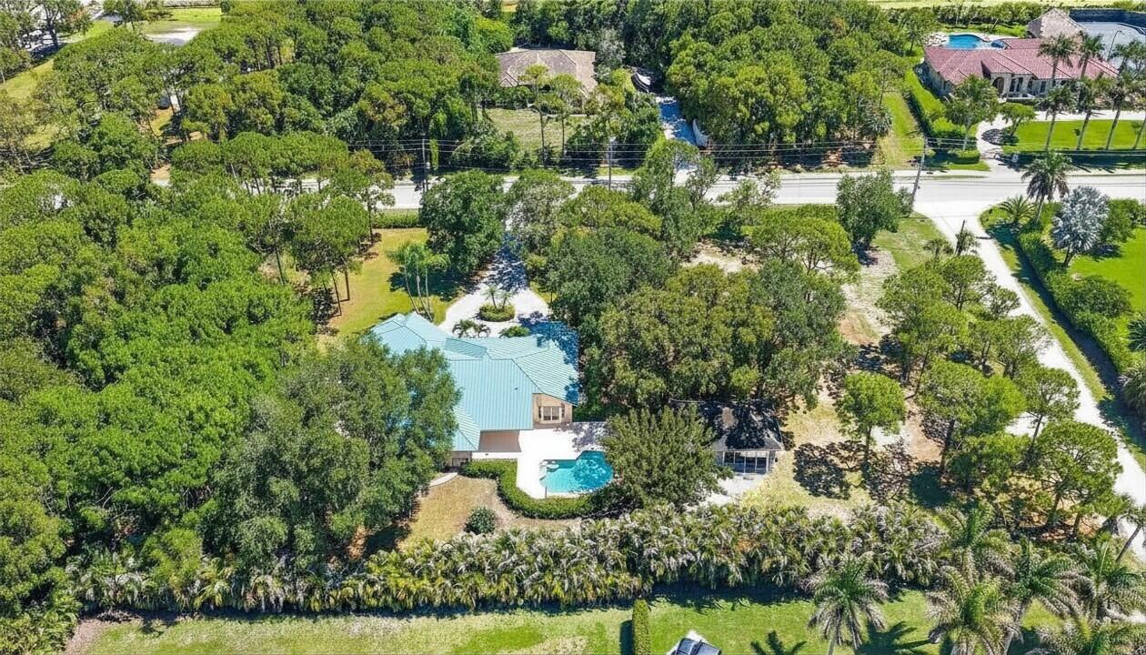 7087 N 155th Pl, Palm Beach Gardens FL 33418