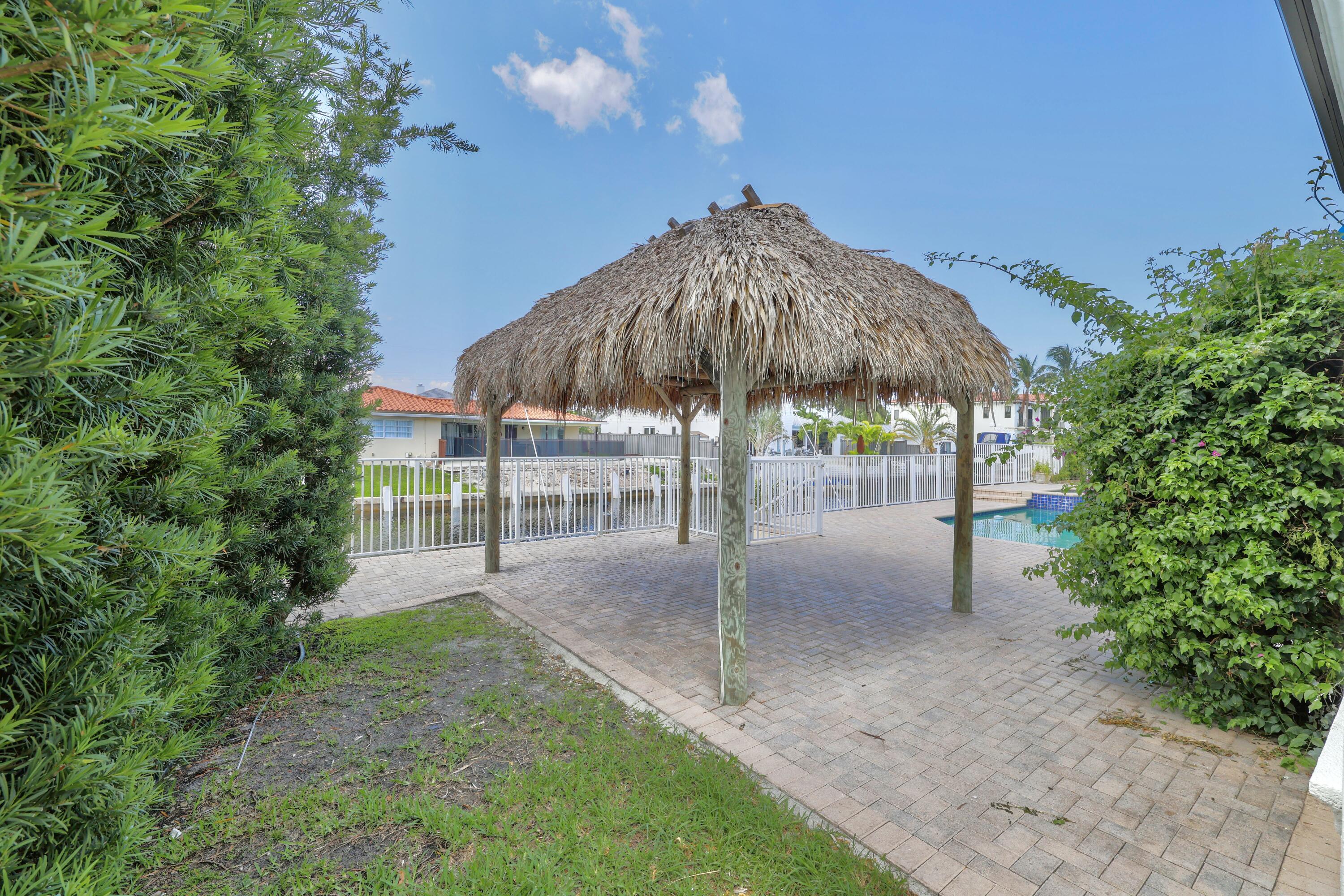 749 NE 71st, Boca Raton FL 33487