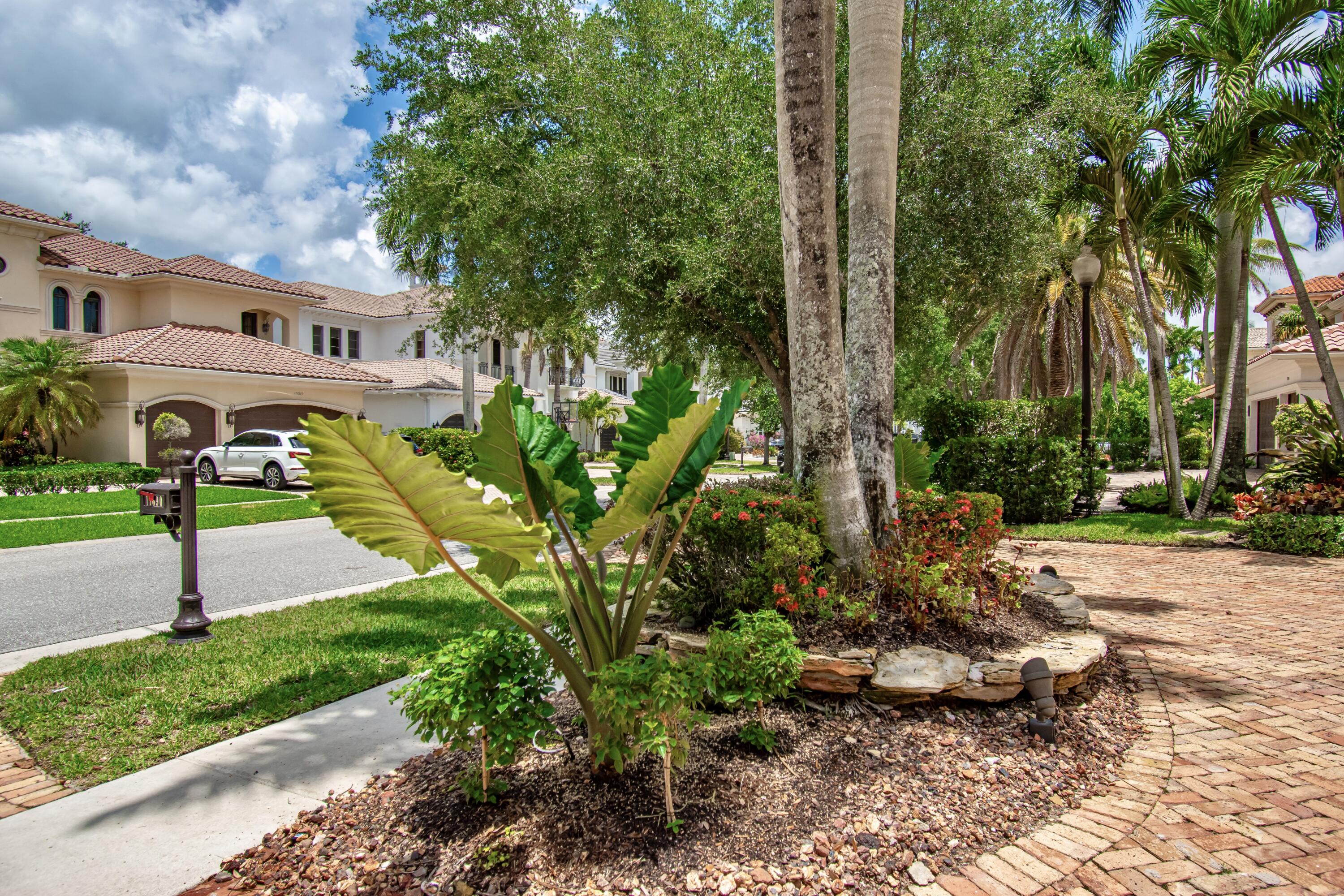 17690 Middlebrook, Boca Raton FL 33496