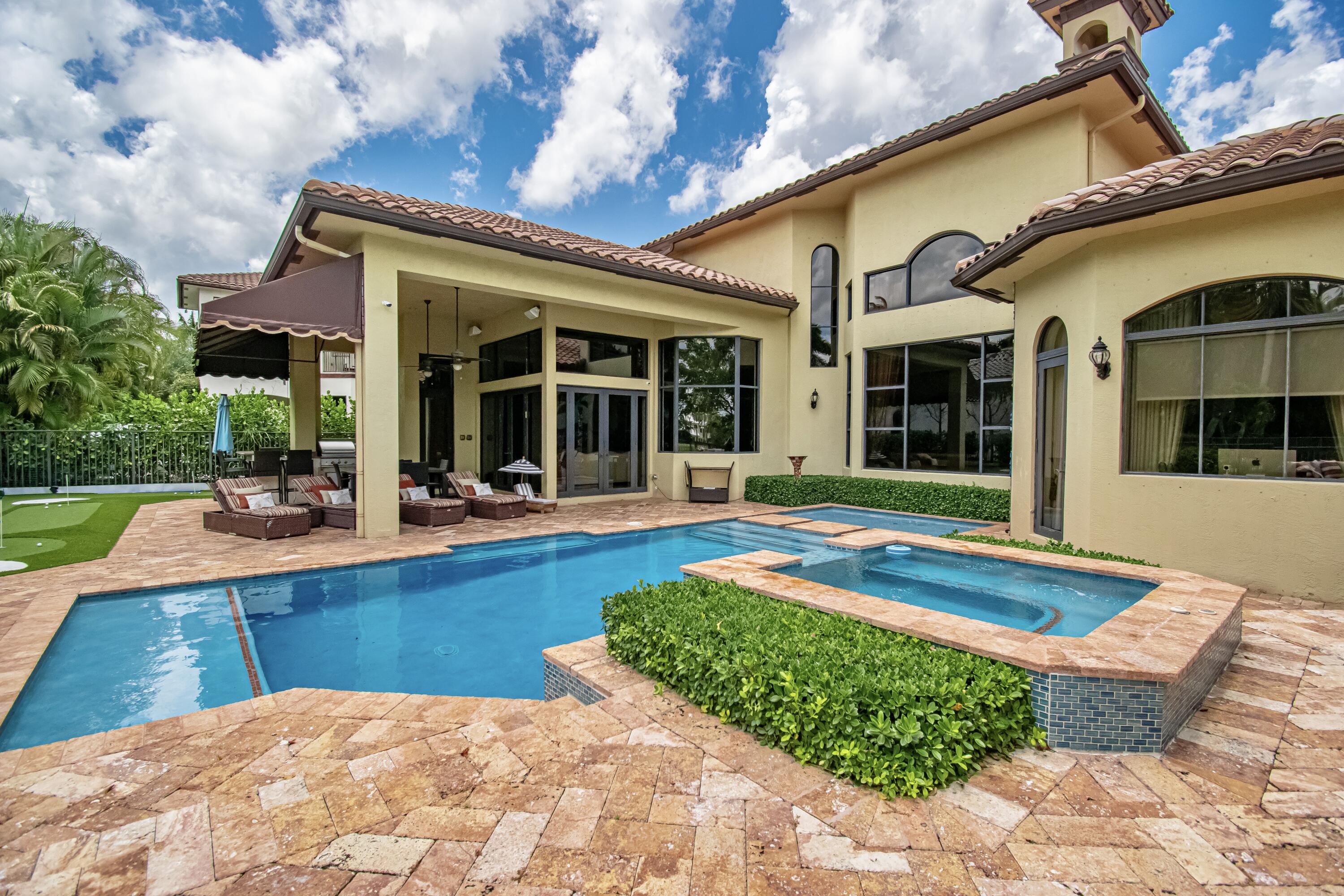 17690 Middlebrook, Boca Raton FL 33496