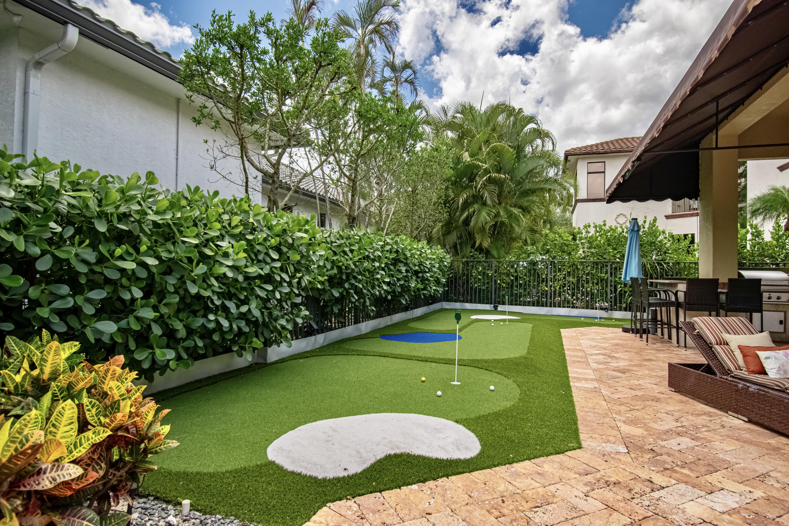 17690 Middlebrook, Boca Raton FL 33496