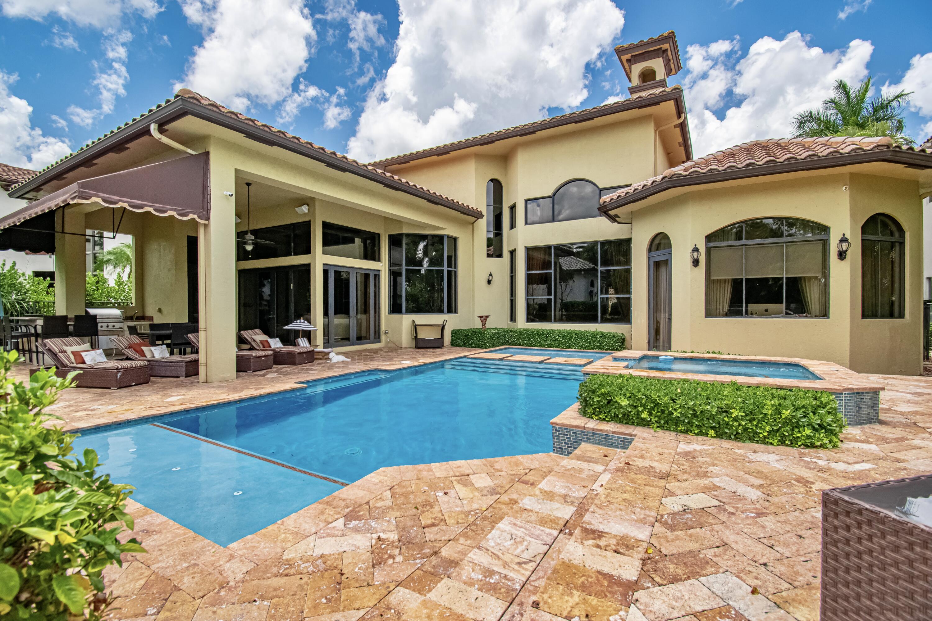 17690 Middlebrook, Boca Raton FL 33496