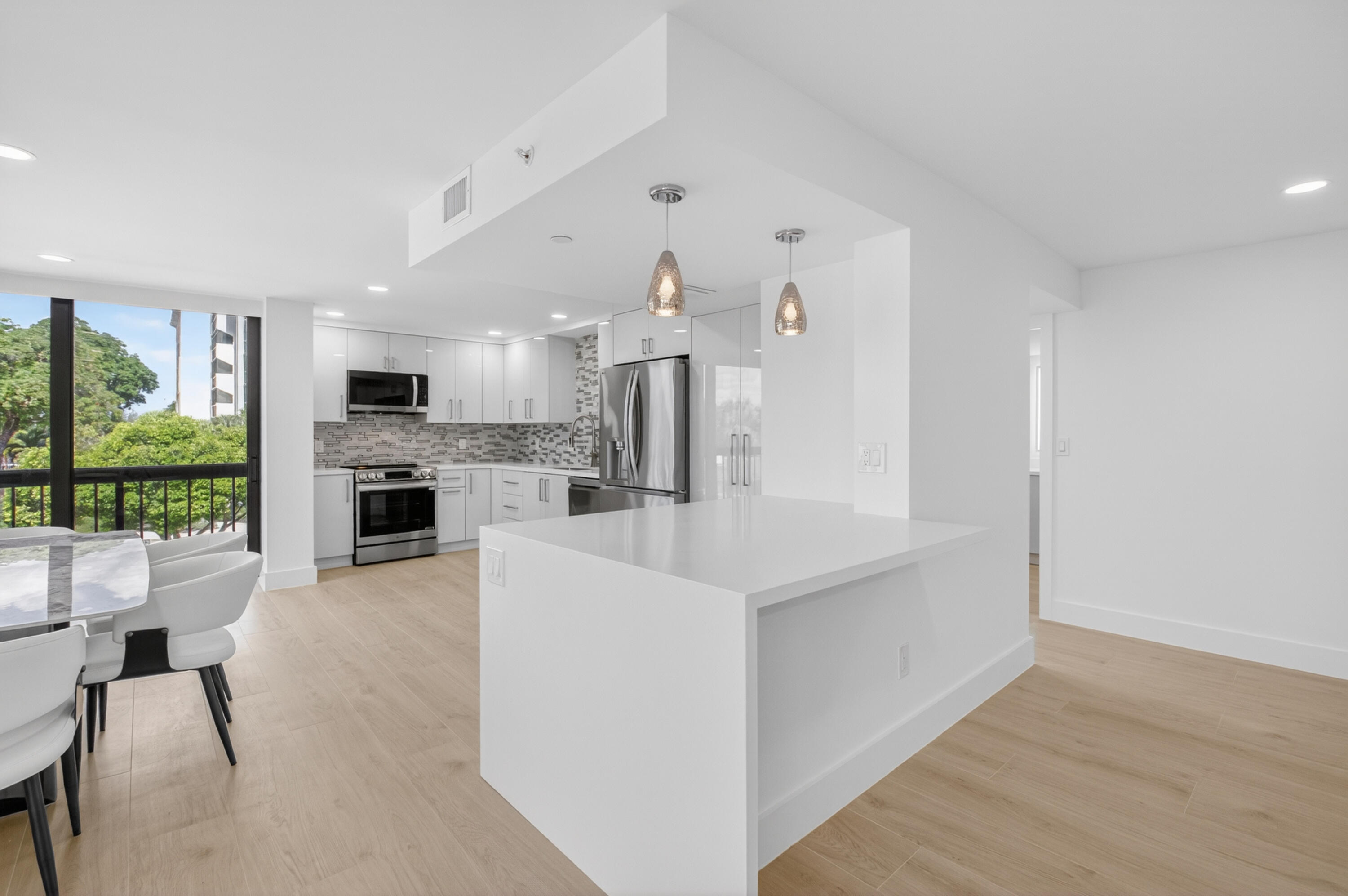 1732 Bridgewood, Boca Raton FL 33434