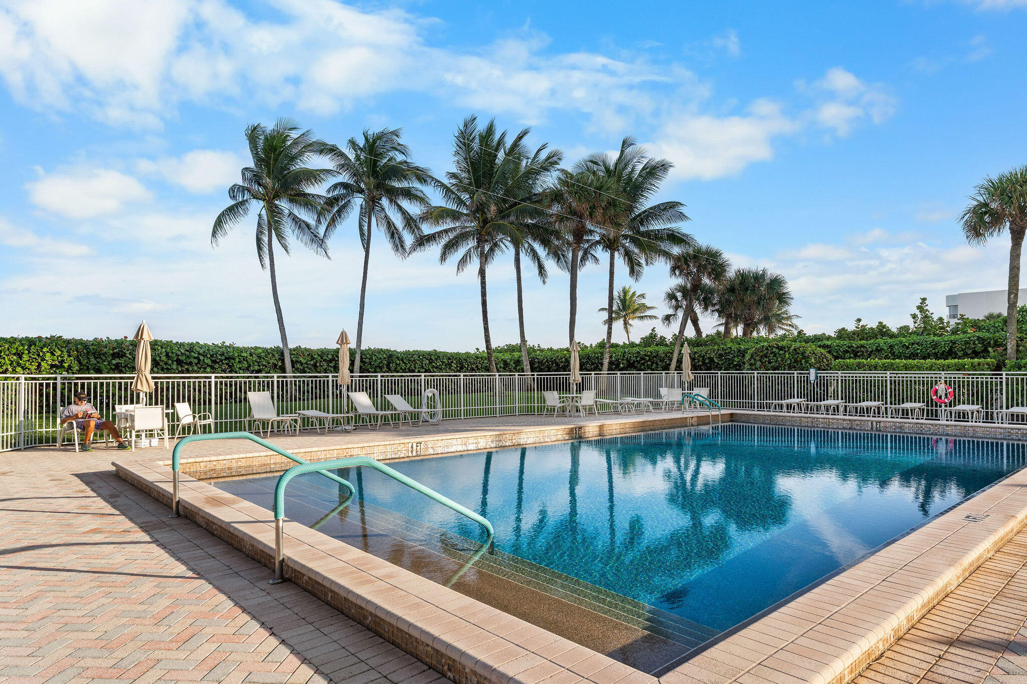 500 Ocean #E-2d, Juno Beach FL 33408