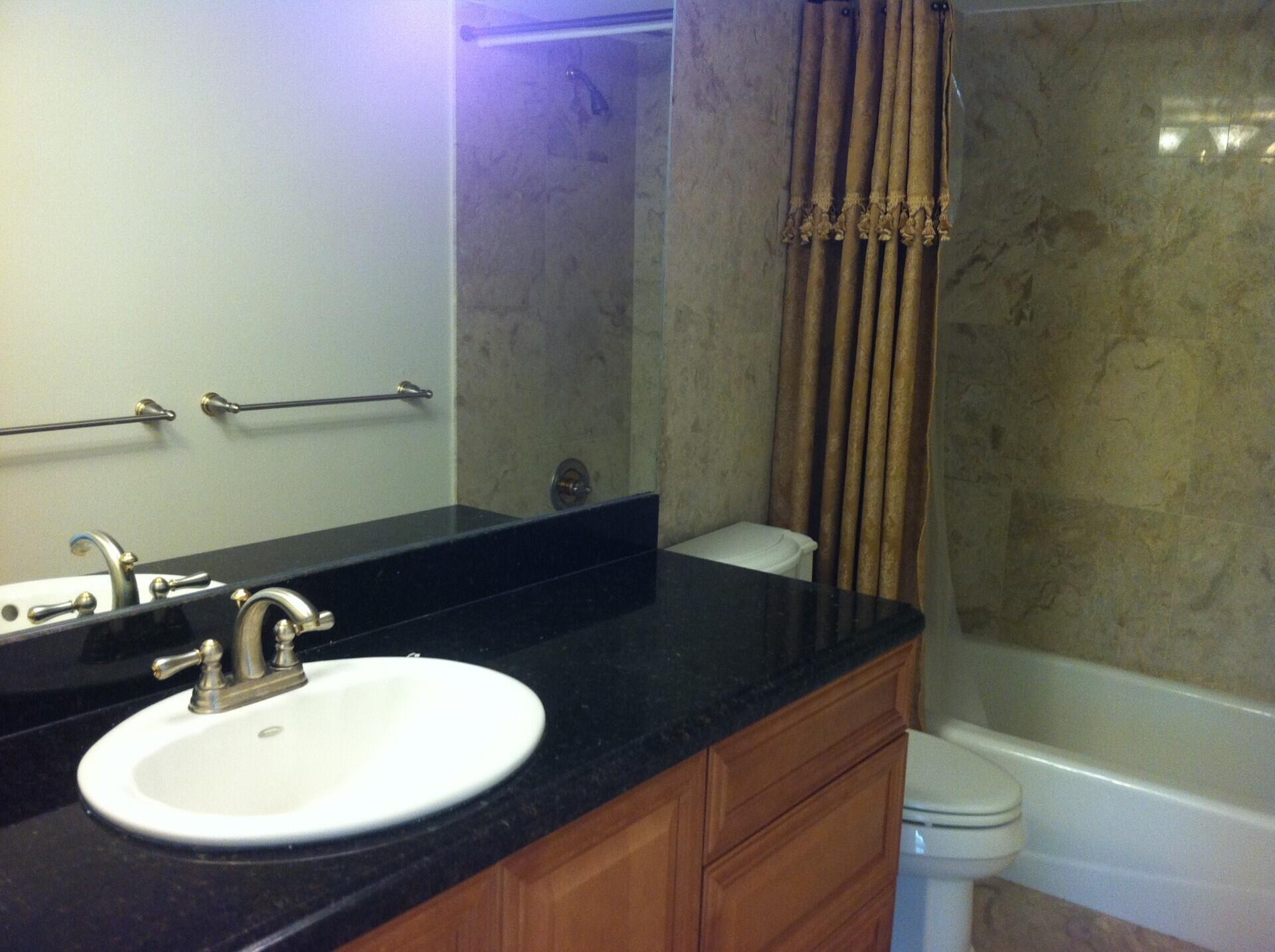11930 N Bayshore #706, North Miami FL 33181