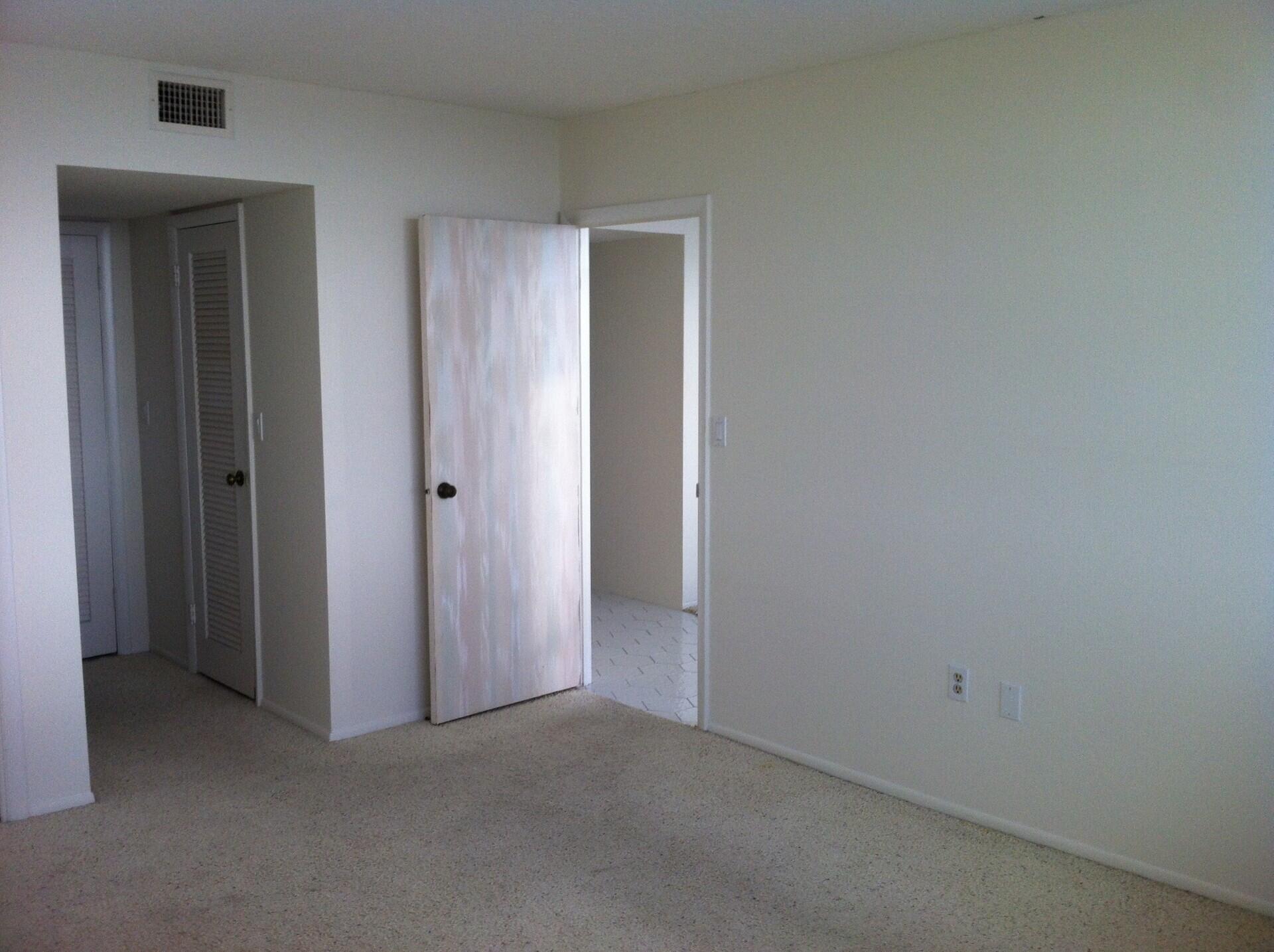 11930 N Bayshore #706, North Miami FL 33181