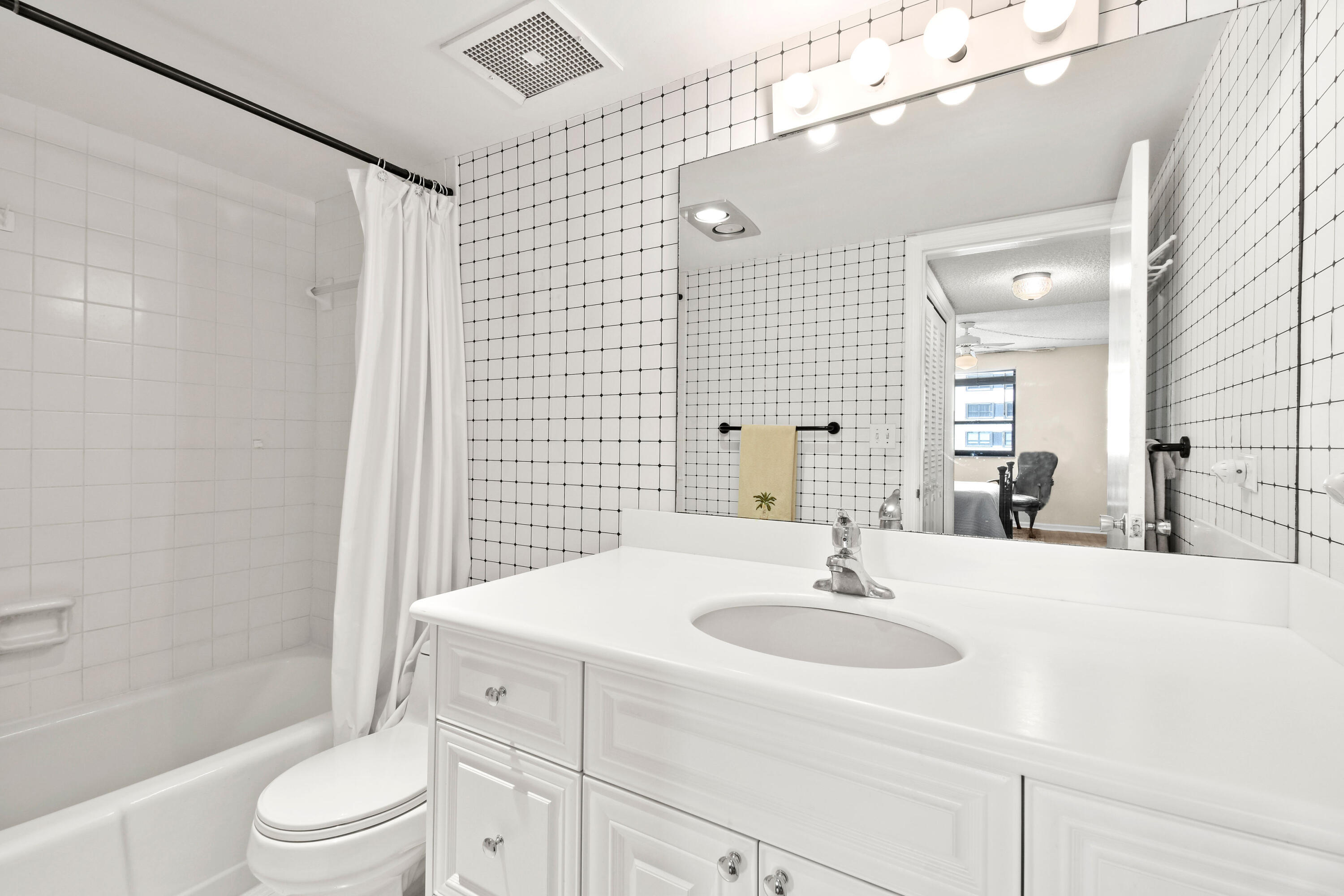 1200 Marine #601, North Palm Beach FL 33408