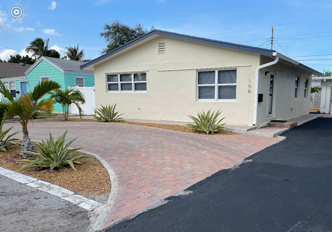 158 E 23rd, West Palm Beach FL 33404