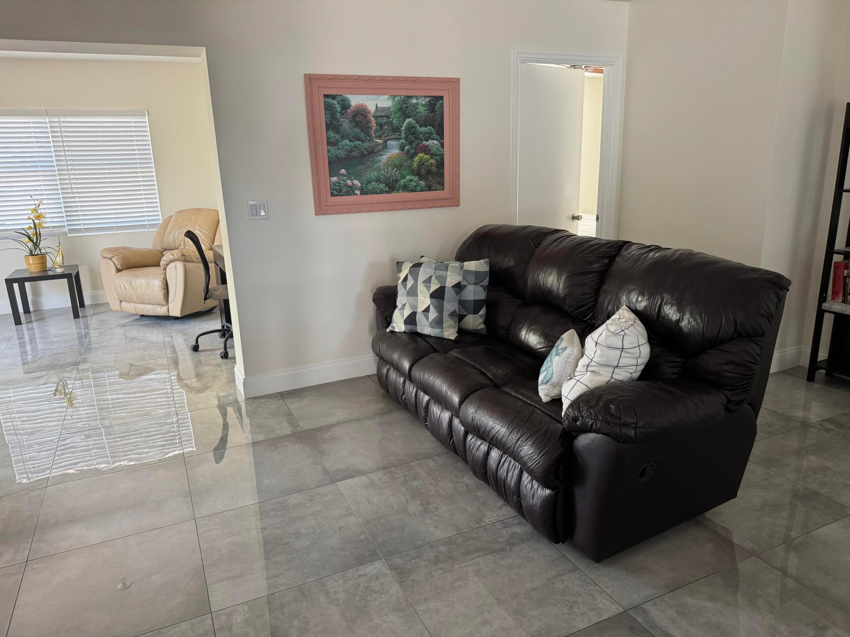 158 E 23rd, West Palm Beach FL 33404