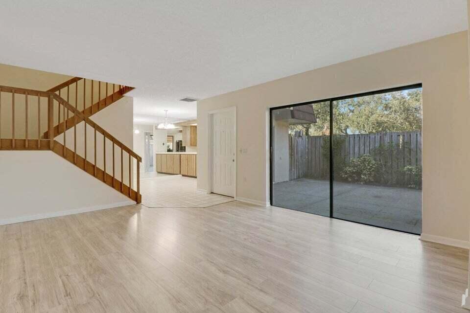 1304 13th, Palm Beach Gardens FL 33418