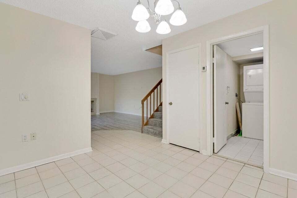 1304 13th, Palm Beach Gardens FL 33418