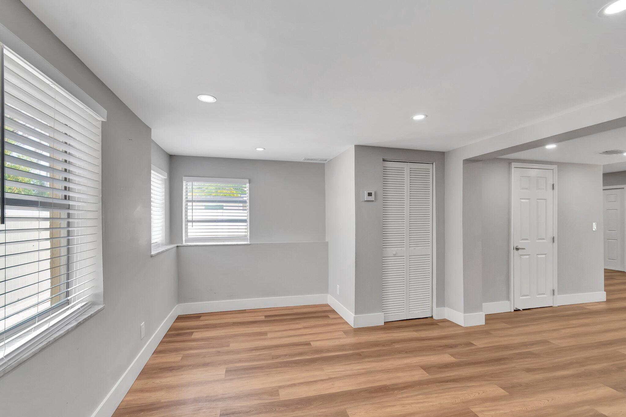 125 E Hart, Lantana FL 33462