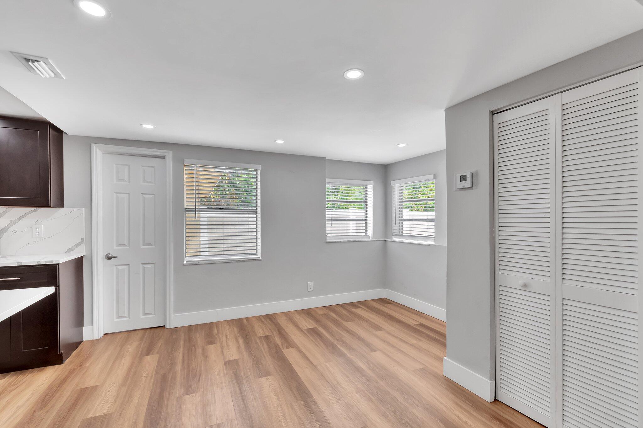 125 E Hart, Lantana FL 33462