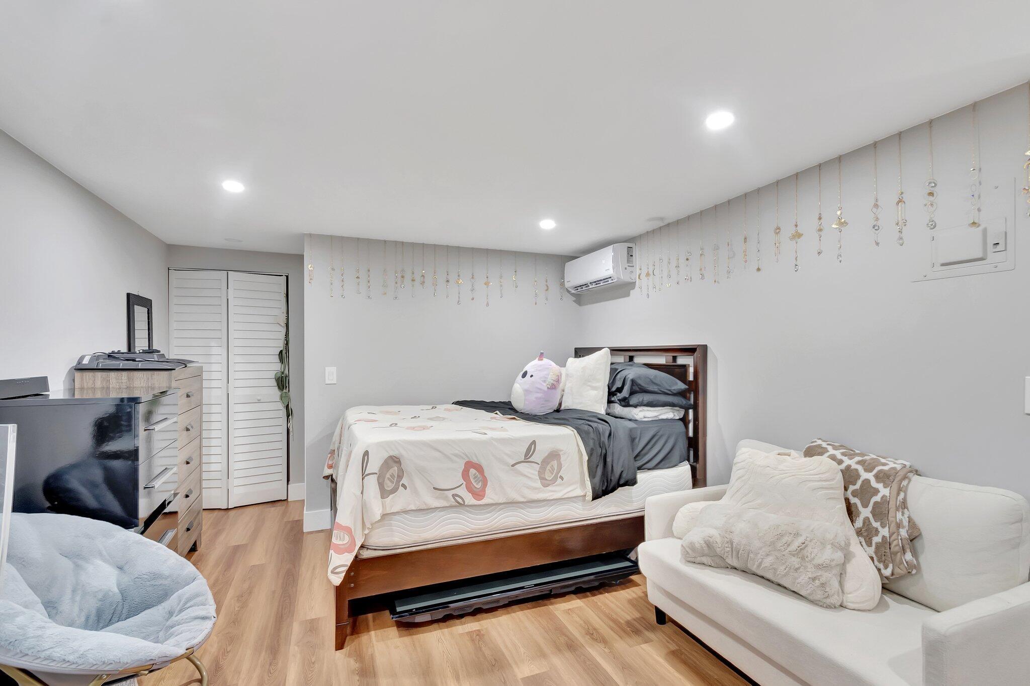 125 E Hart, Lantana FL 33462