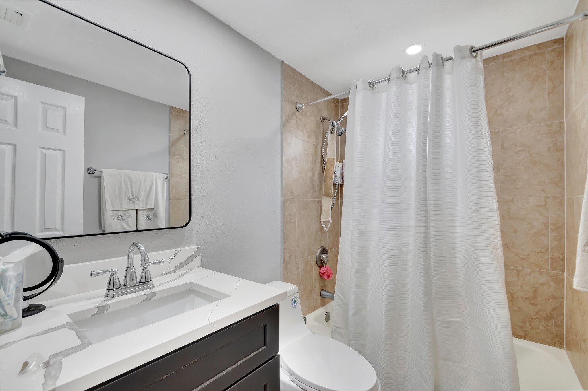 125 E Hart, Lantana FL 33462