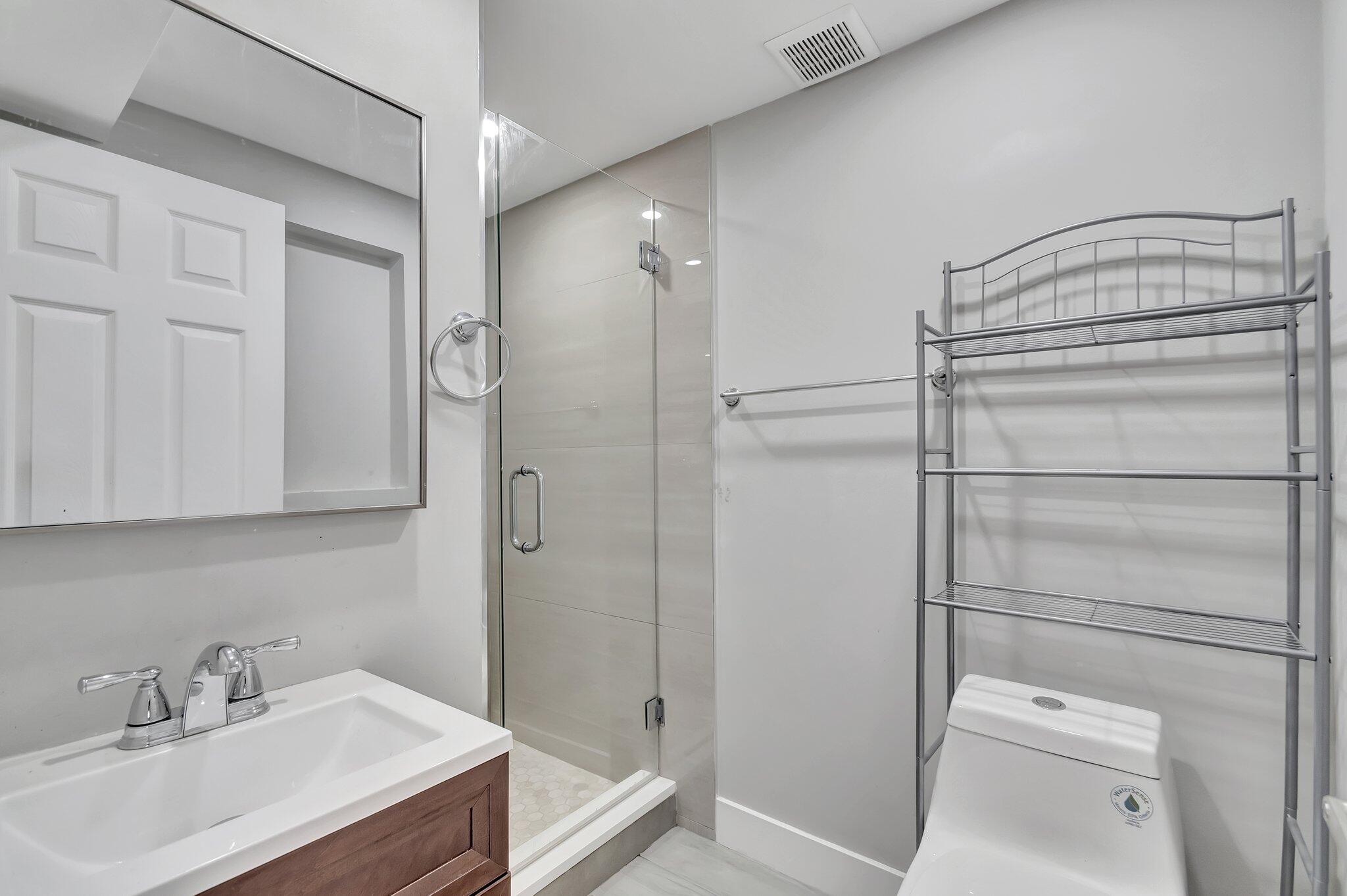 125 E Hart, Lantana FL 33462