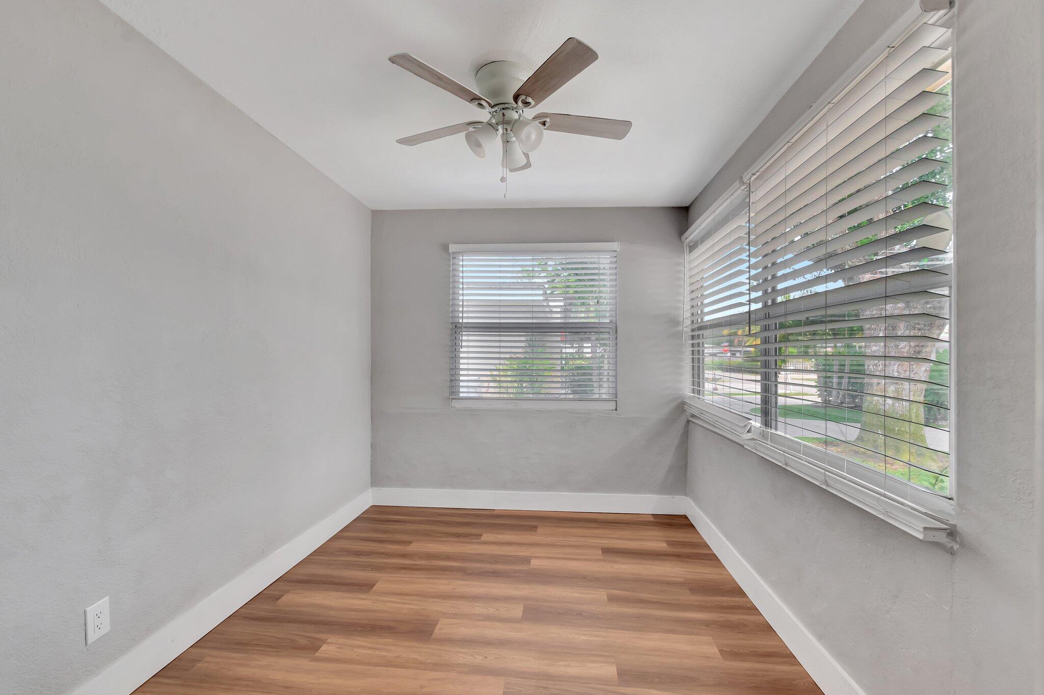 125 E Hart, Lantana FL 33462