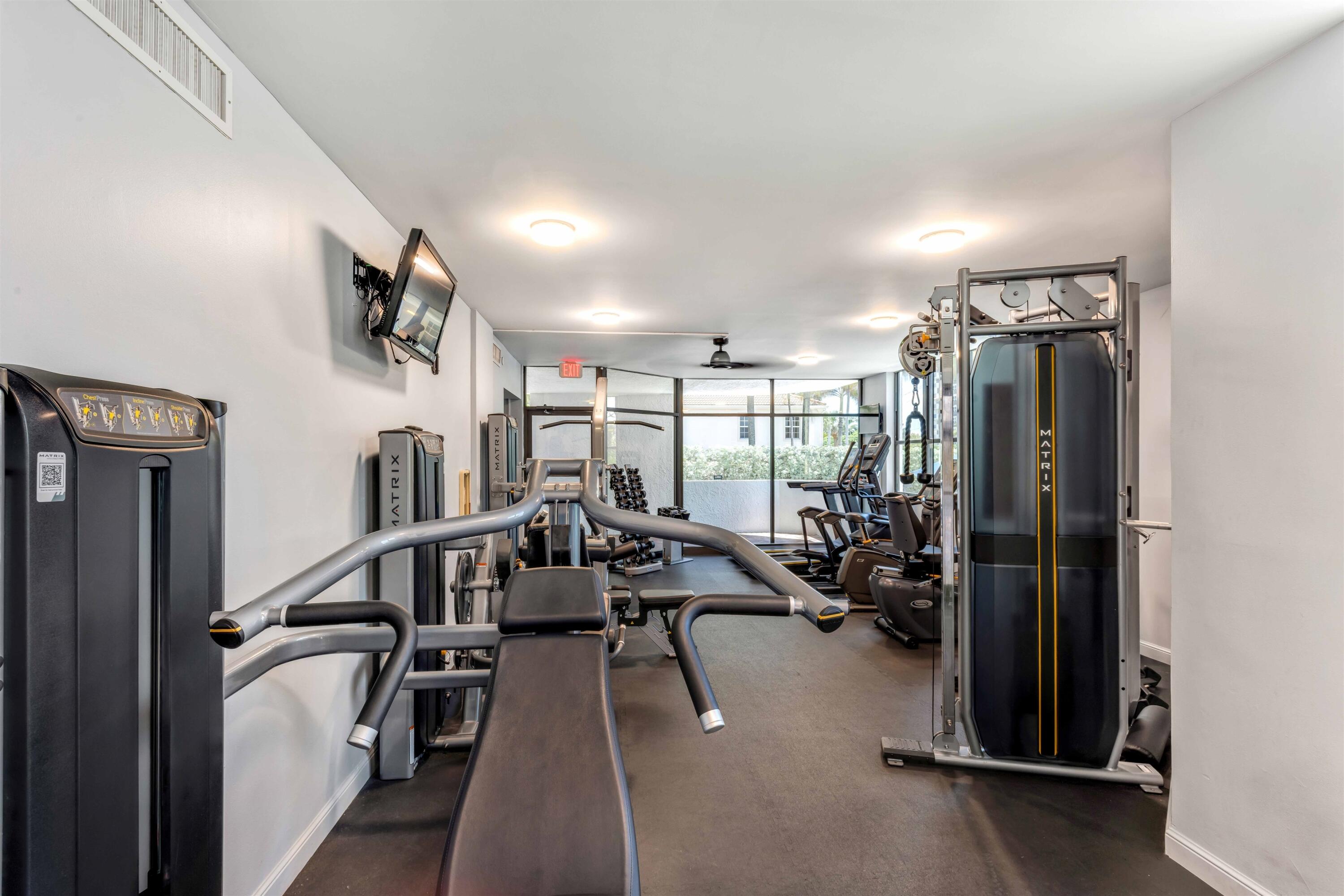 1155 Hillsboro Mile #607, Hillsboro Beach FL 33062