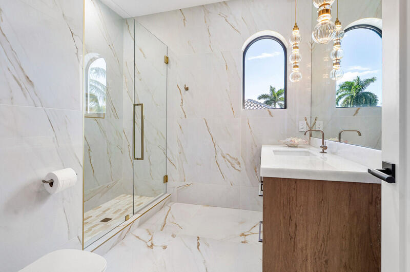 17545 Middlebrook, Boca Raton FL 33496