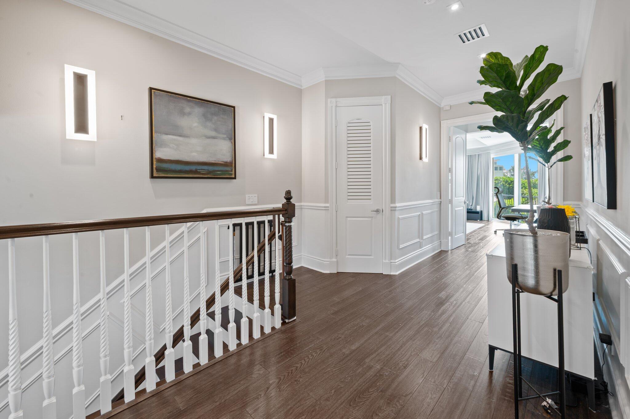 81 S Island Dr, Ocean Ridge FL 33435