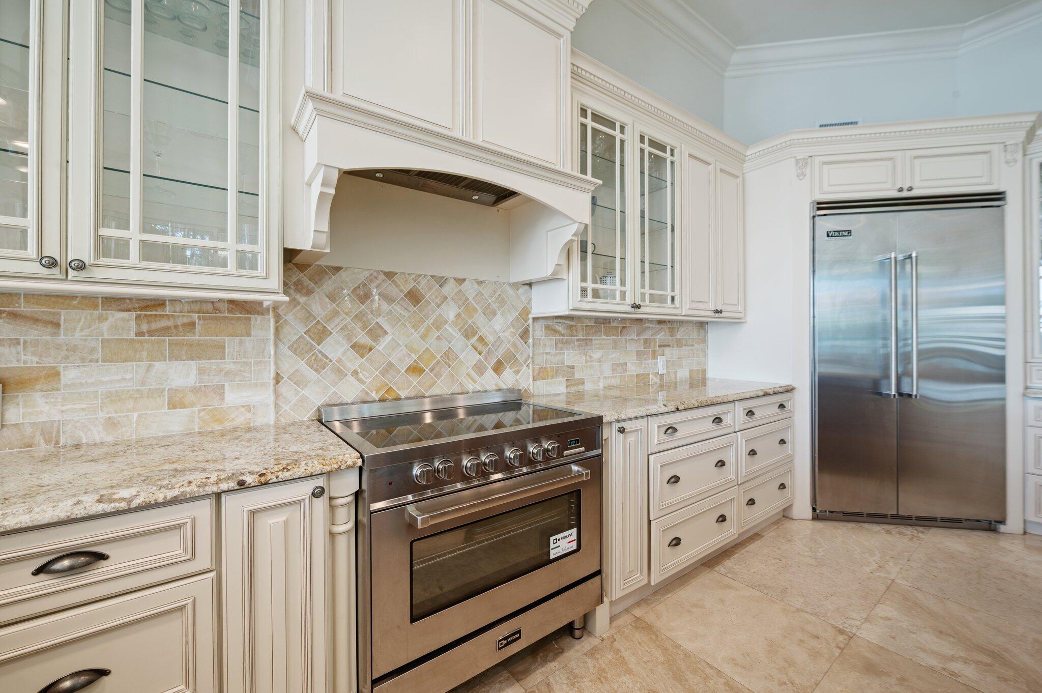 81 S Island Dr, Ocean Ridge FL 33435