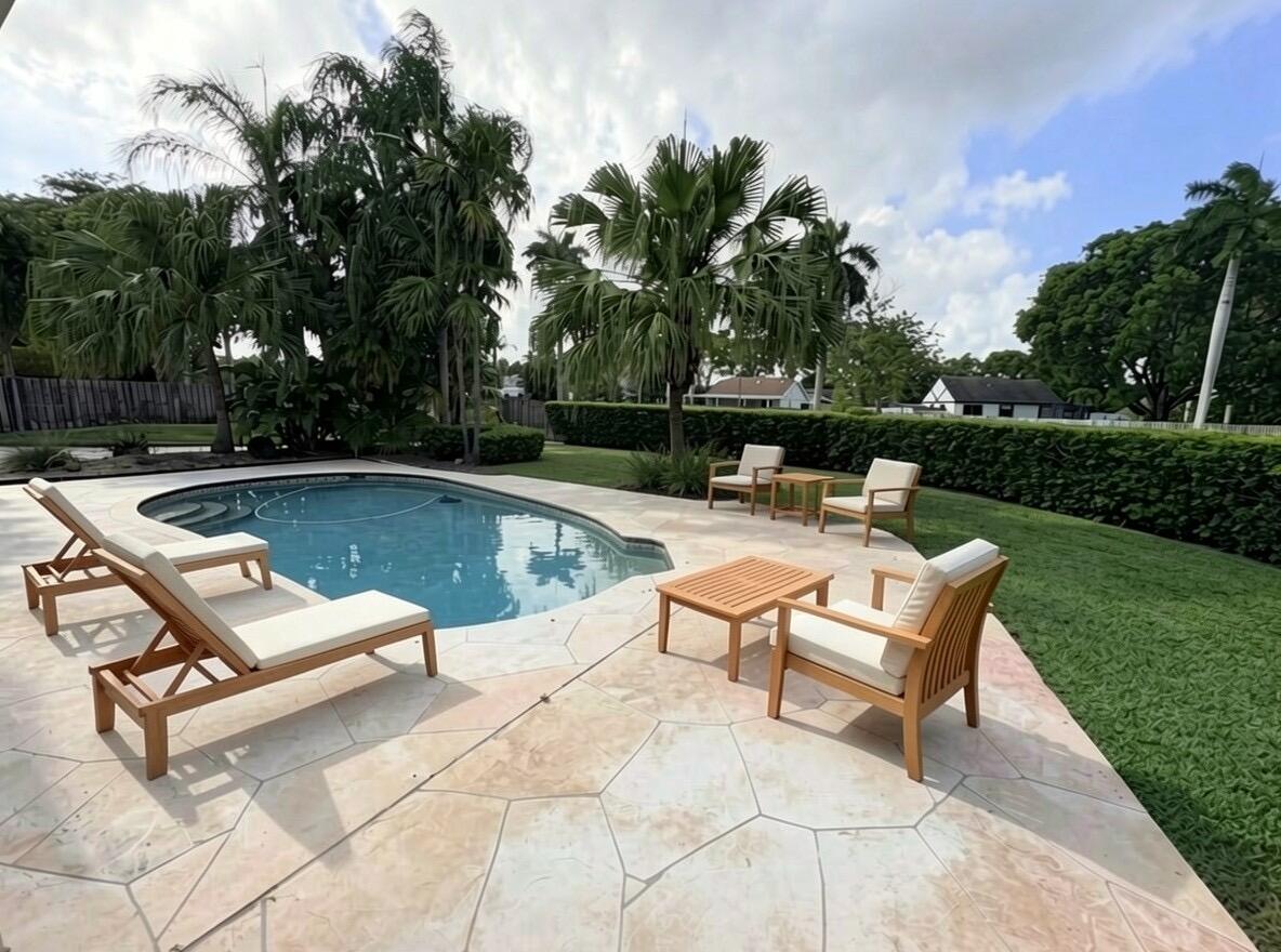 15943 W Wind, Sunrise FL 33326