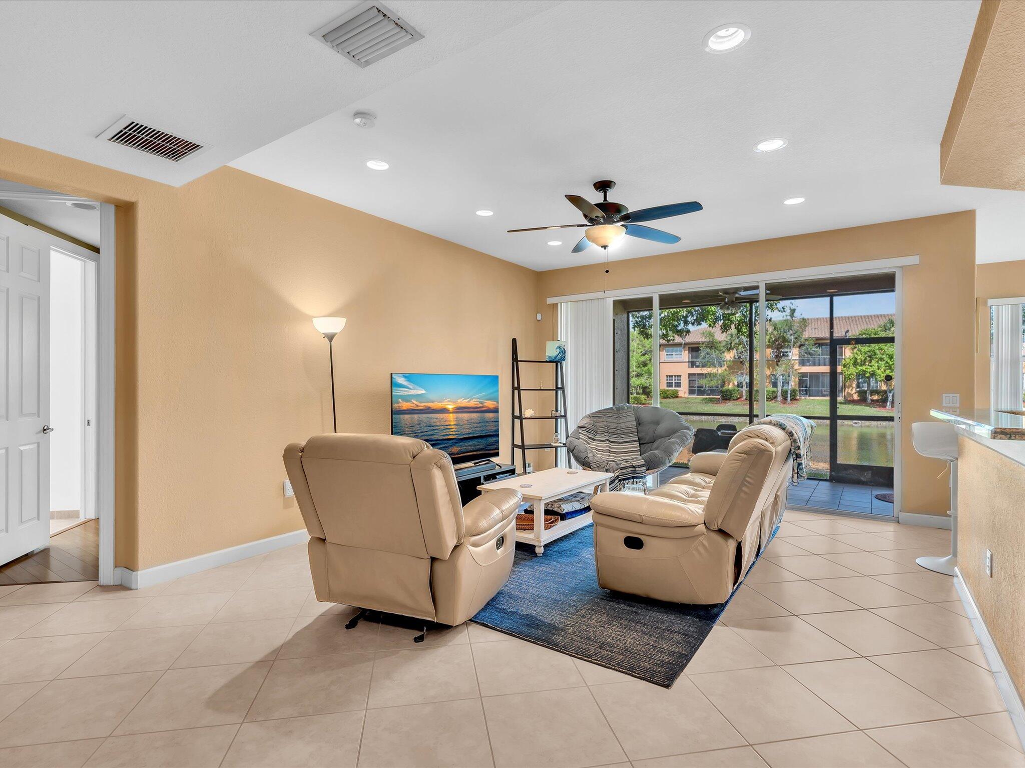 8025 NW 127th #4-c, Parkland FL 33076