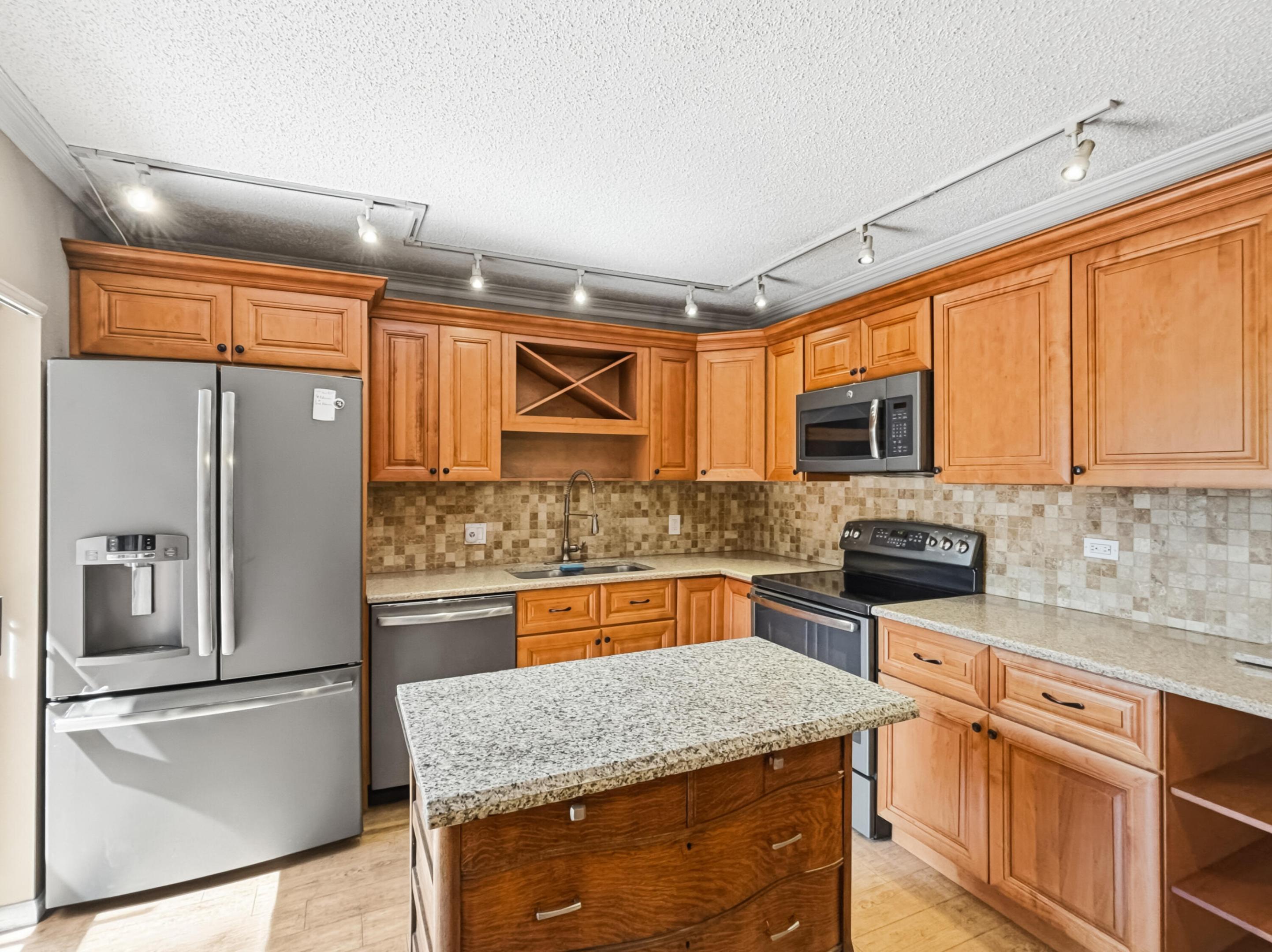 1608 16th, Palm Beach Gardens FL 33418