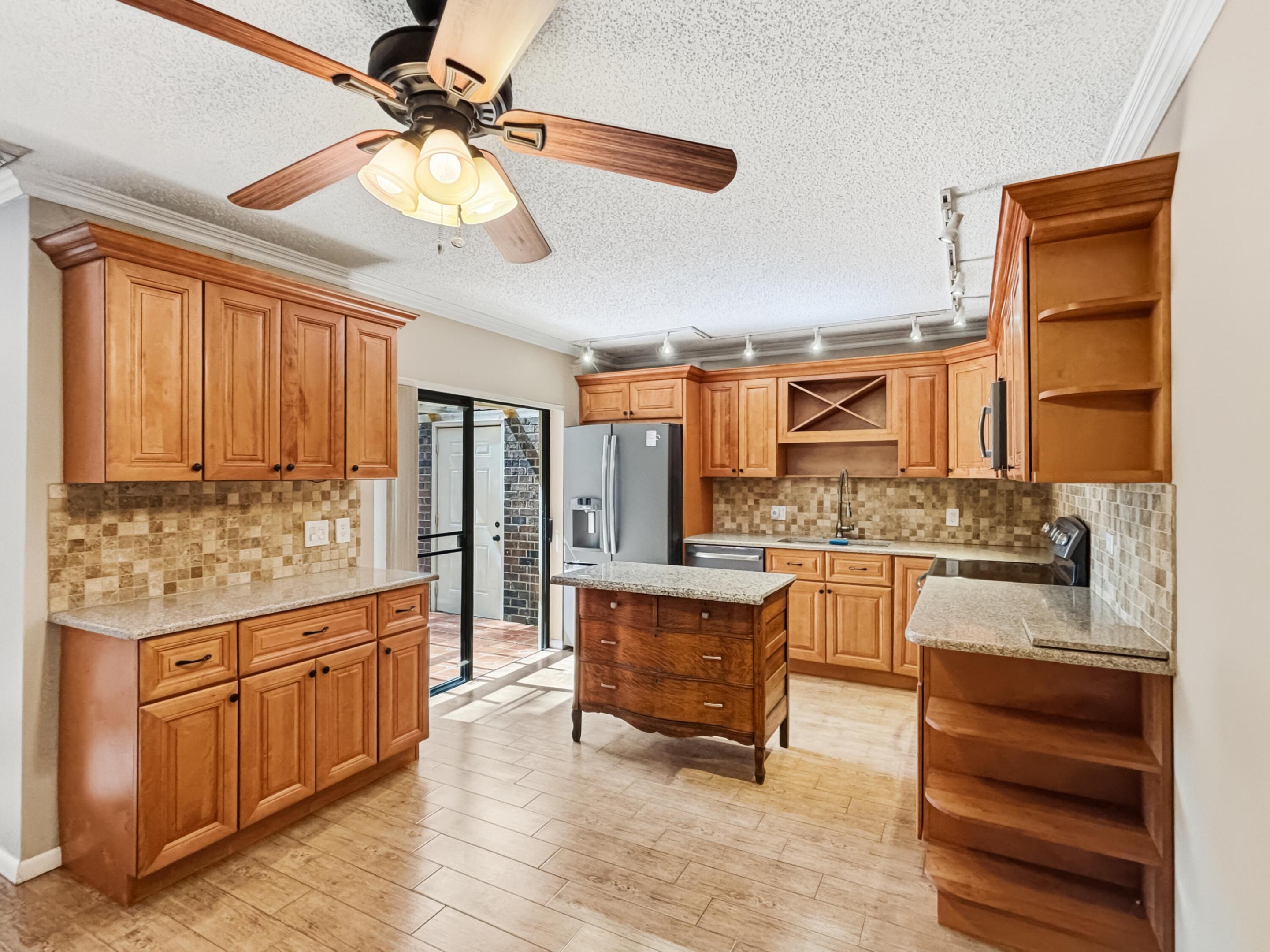 1608 16th, Palm Beach Gardens FL 33418
