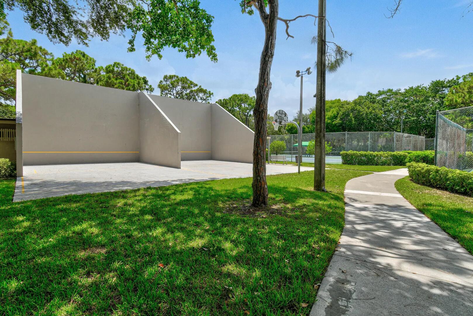 1608 16th, Palm Beach Gardens FL 33418
