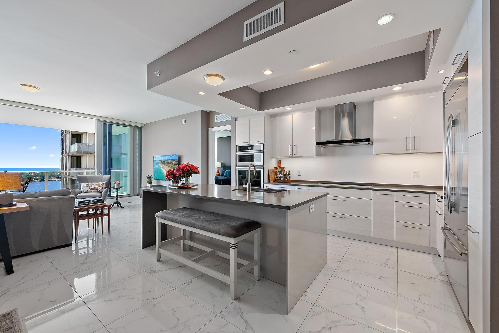 1 Water Club #1604, North Palm Beach FL 33408