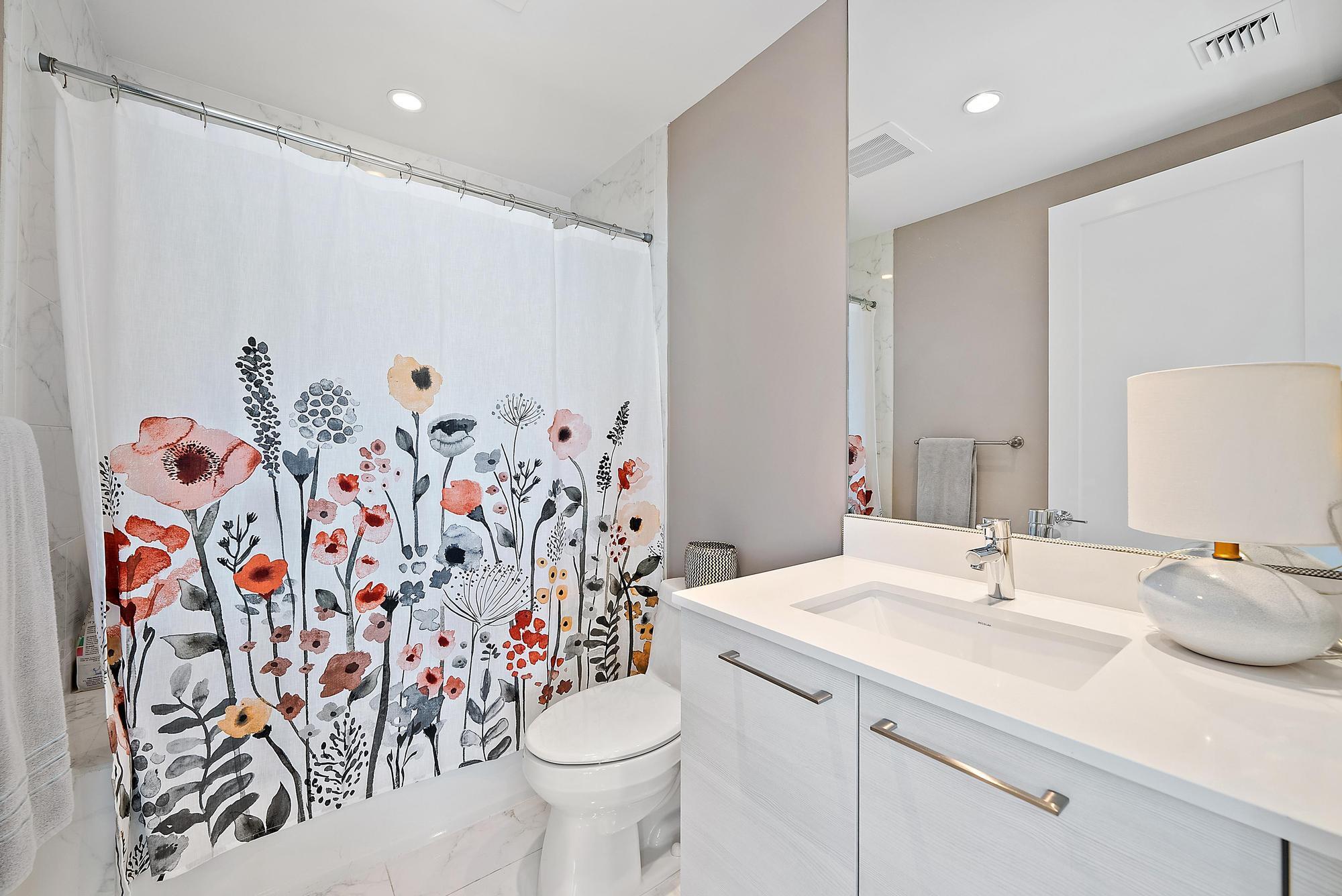 1 Water Club #1604, North Palm Beach FL 33408