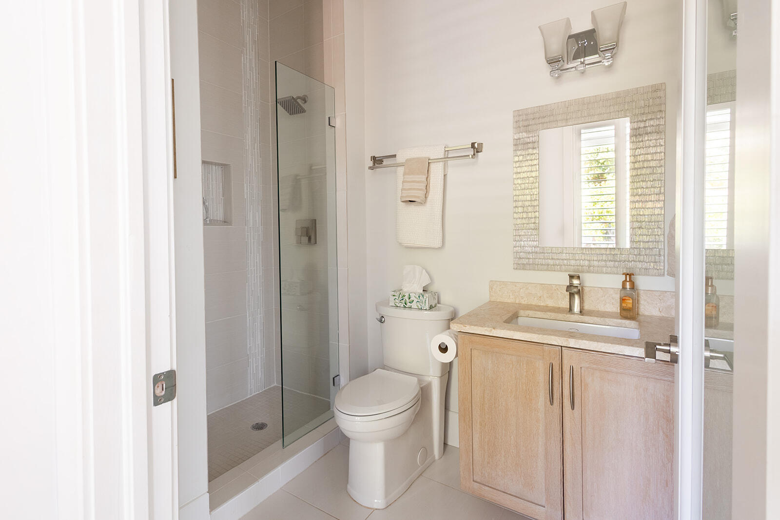 770 NE 6th, Boca Raton FL 33432
