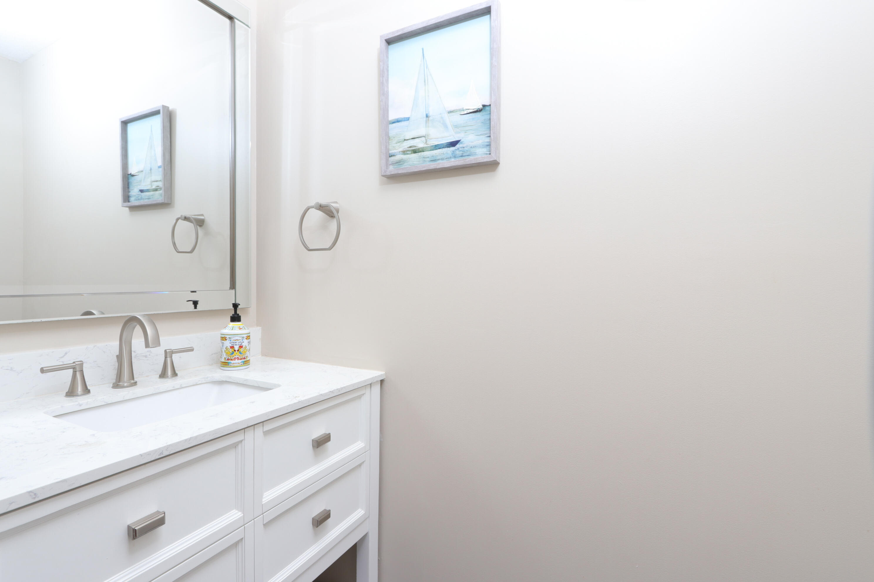 400 Seaside, Juno Beach FL 33408