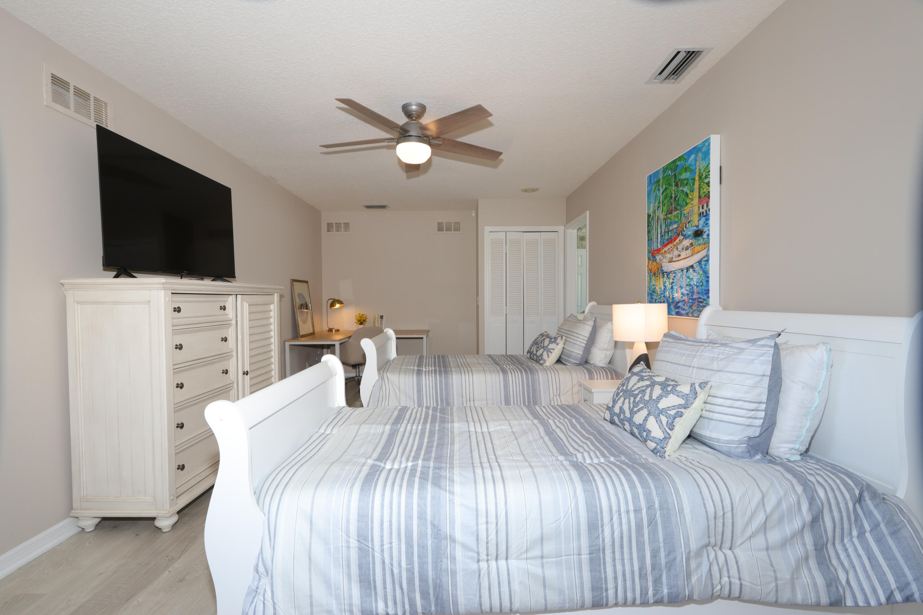 400 Seaside, Juno Beach FL 33408