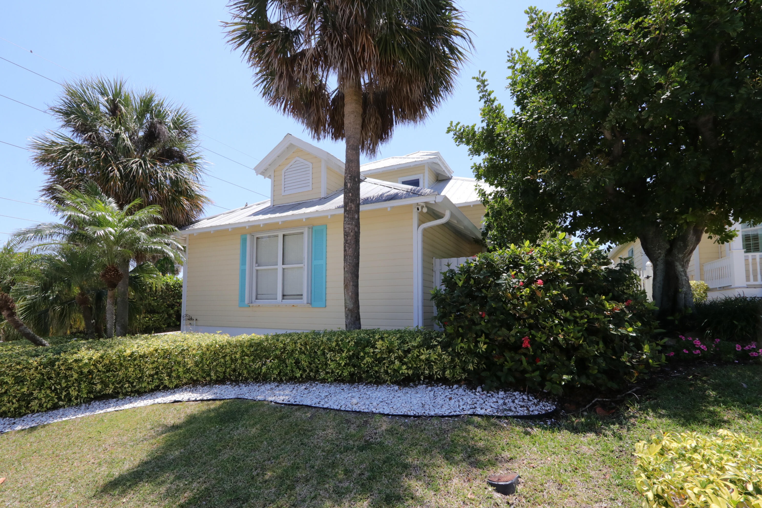 400 Seaside, Juno Beach FL 33408