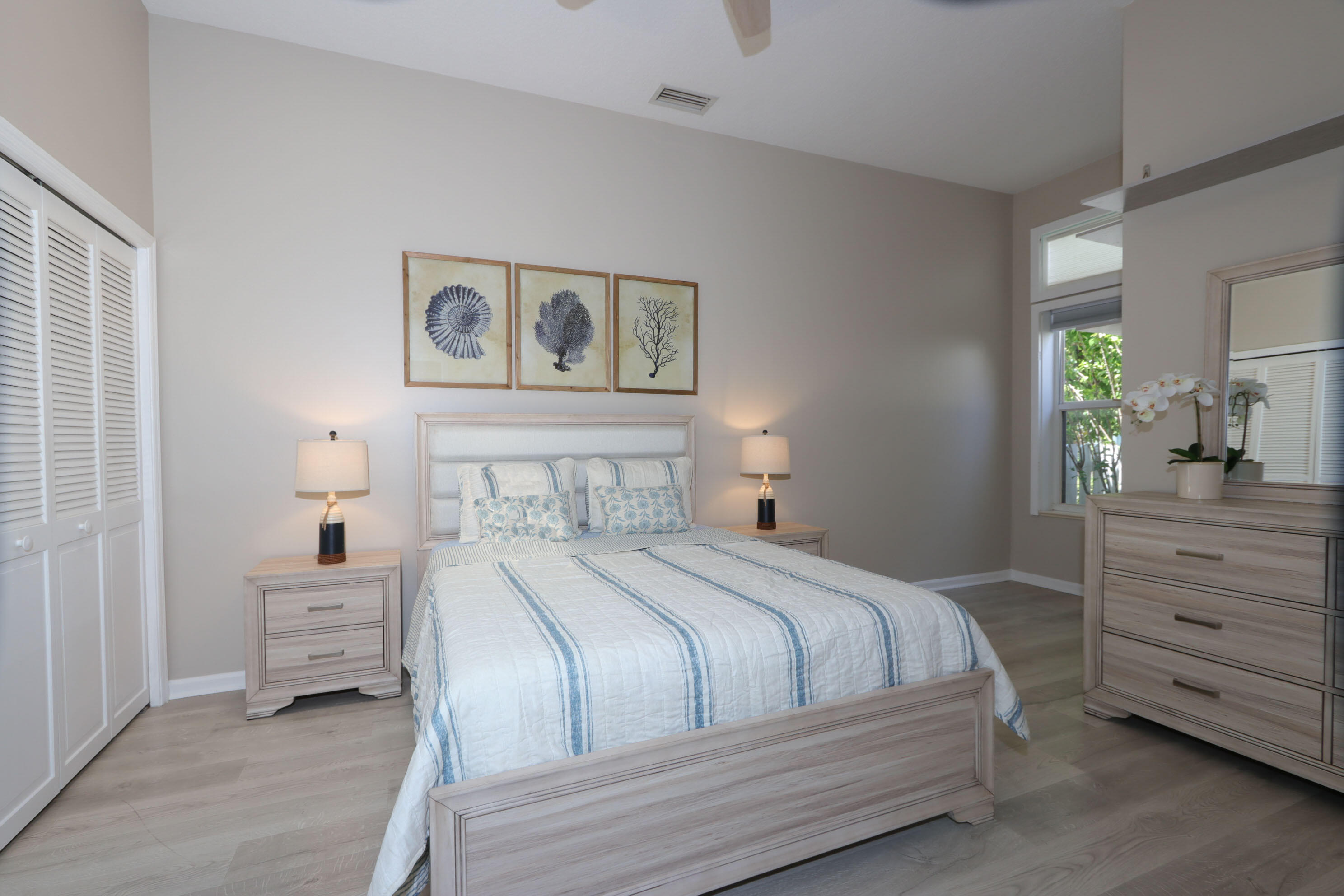 400 Seaside, Juno Beach FL 33408