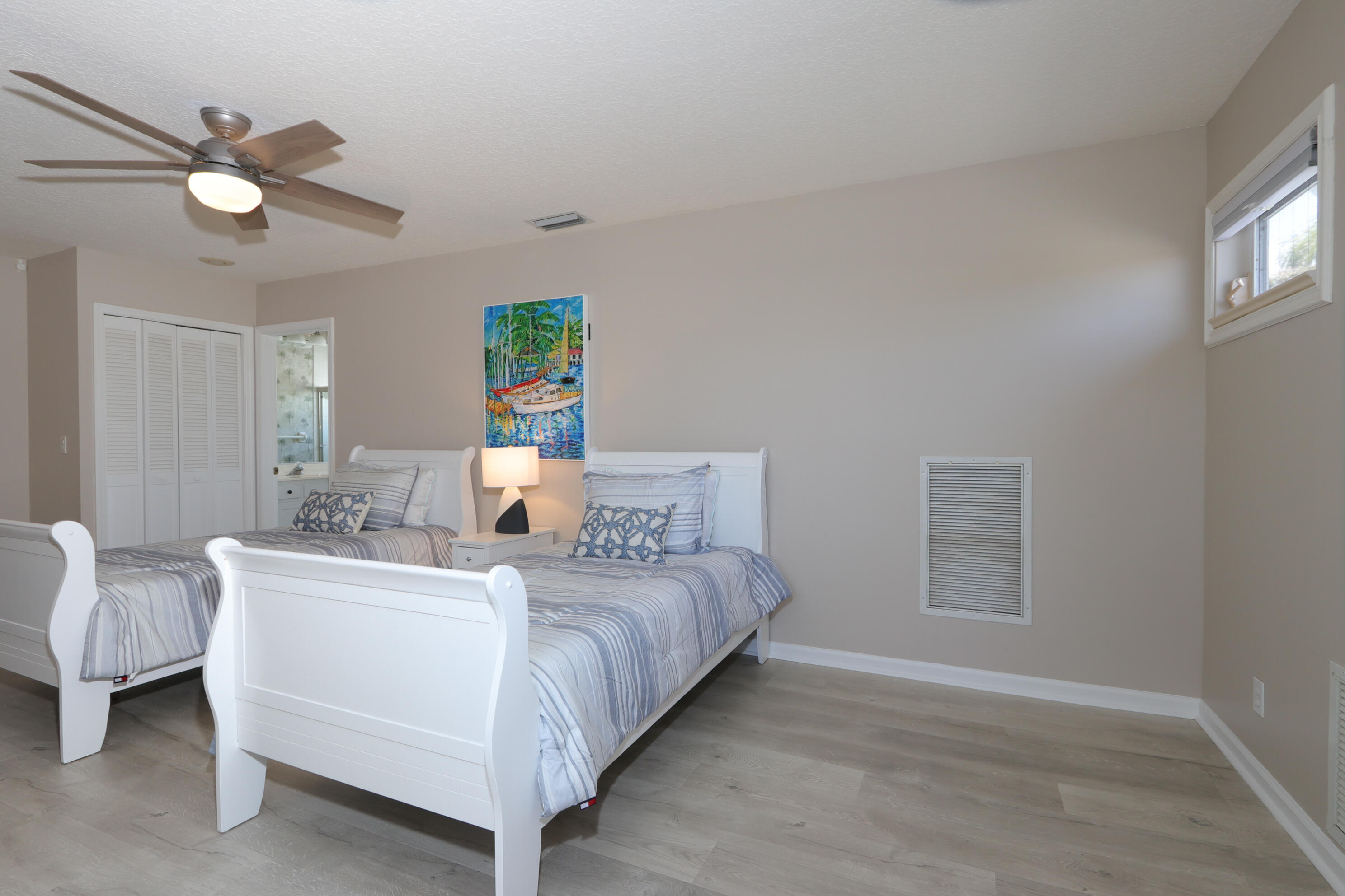 400 Seaside, Juno Beach FL 33408