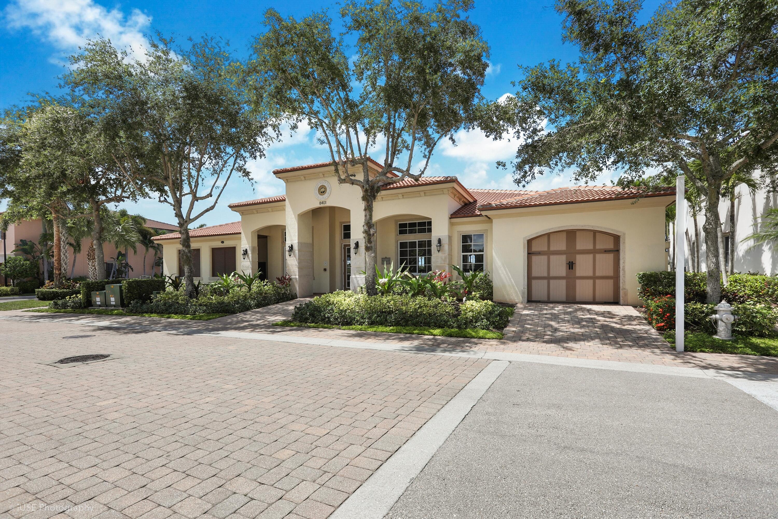 8332 Cocoplum Sound, West Palm Beach FL 33411