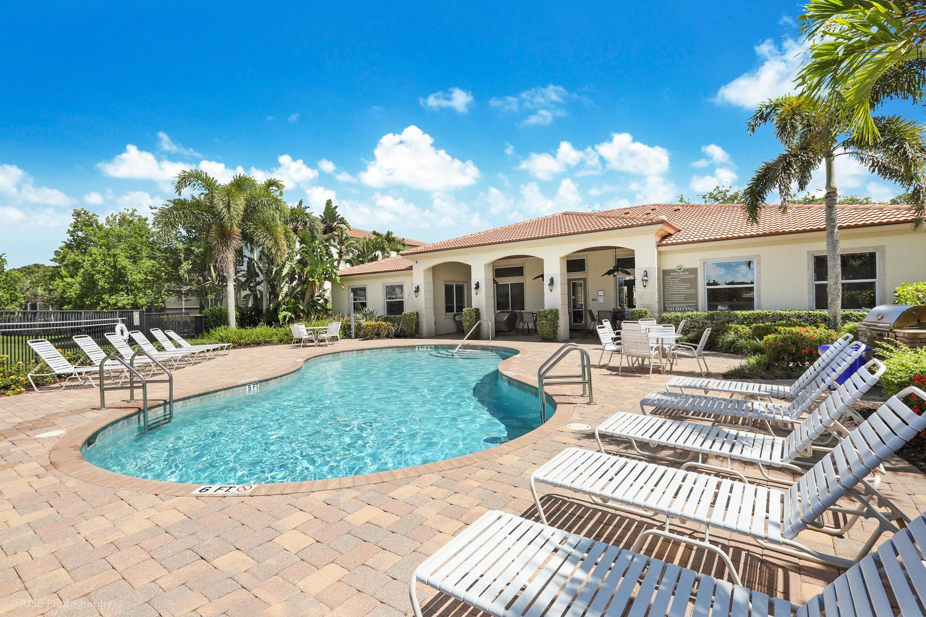 8332 Cocoplum Sound, West Palm Beach FL 33411
