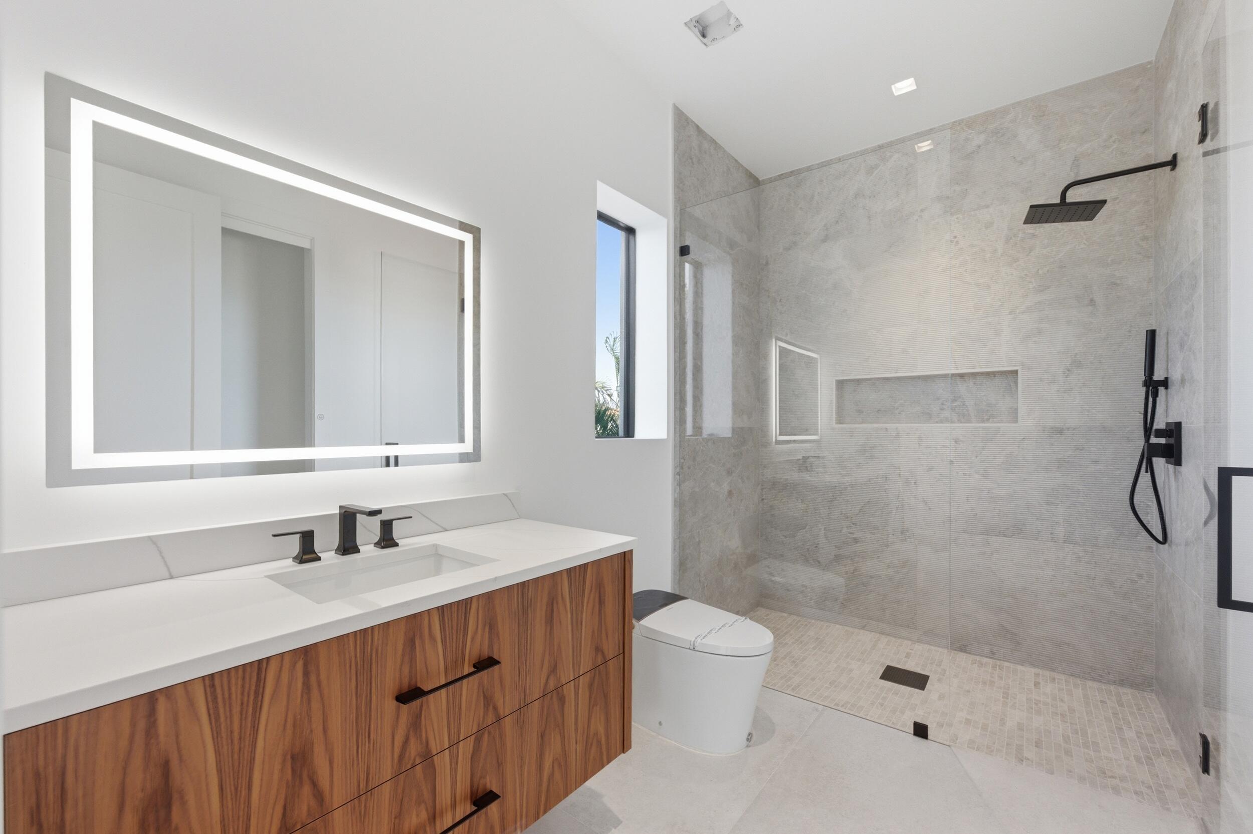 2360 NE 49th, Lighthouse Point FL 33064
