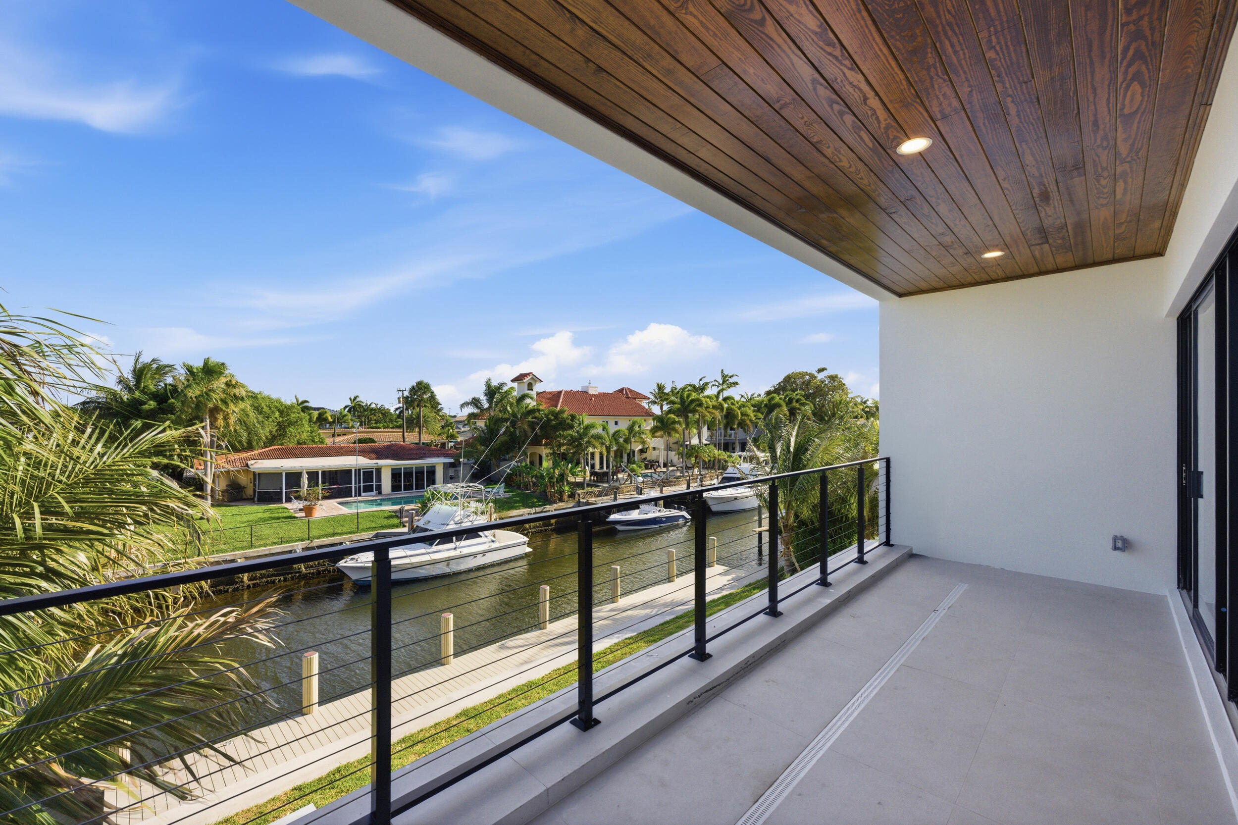 2360 NE 49th, Lighthouse Point FL 33064